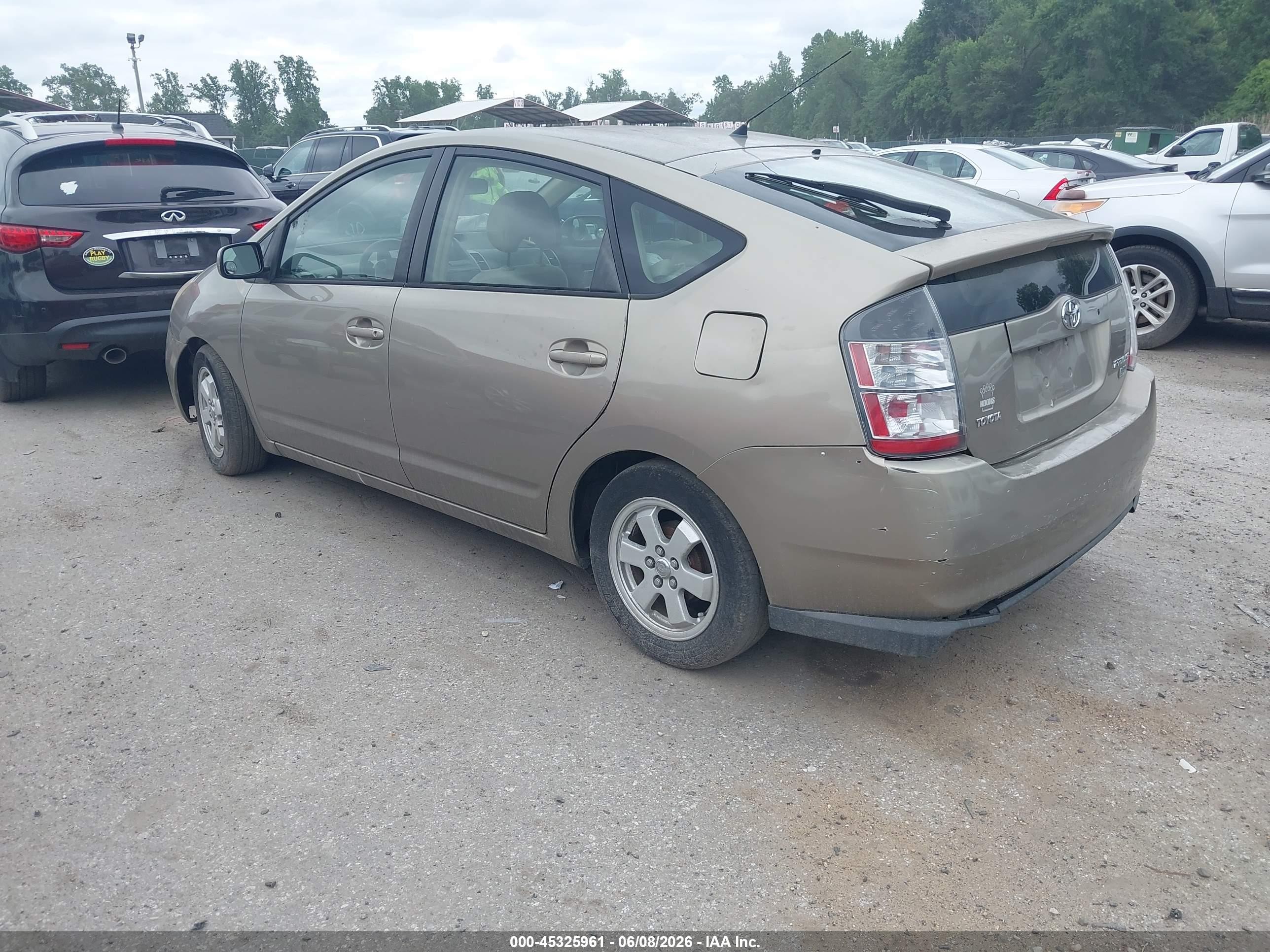 2005 Toyota Prius   Gold vin: JTDKB22U753022226
