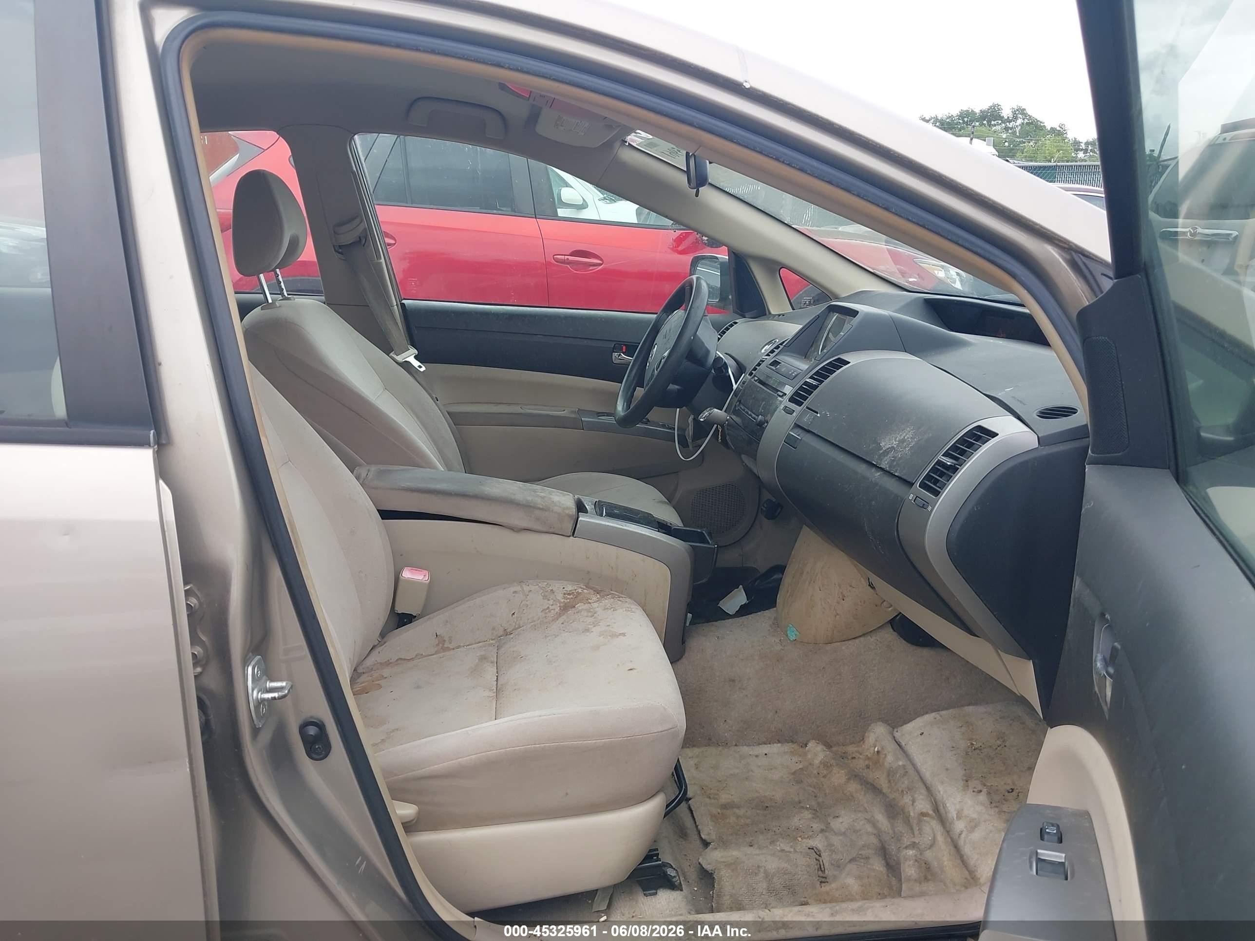 2005 Toyota Prius   Gold vin: JTDKB22U753022226