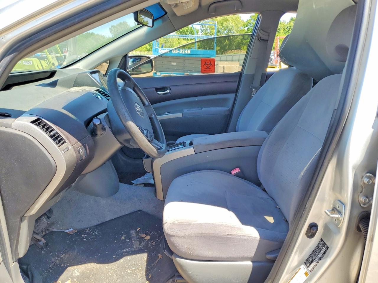2005 Toyota Prius Base Silver vin: JTDKB22U753070244