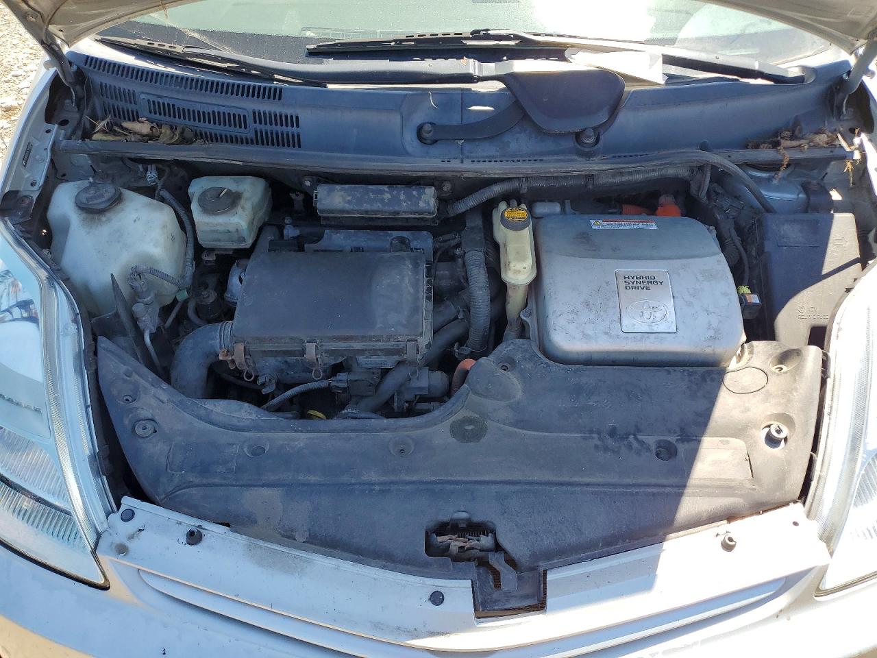2005 Toyota Prius Base Silver vin: JTDKB22U753070244