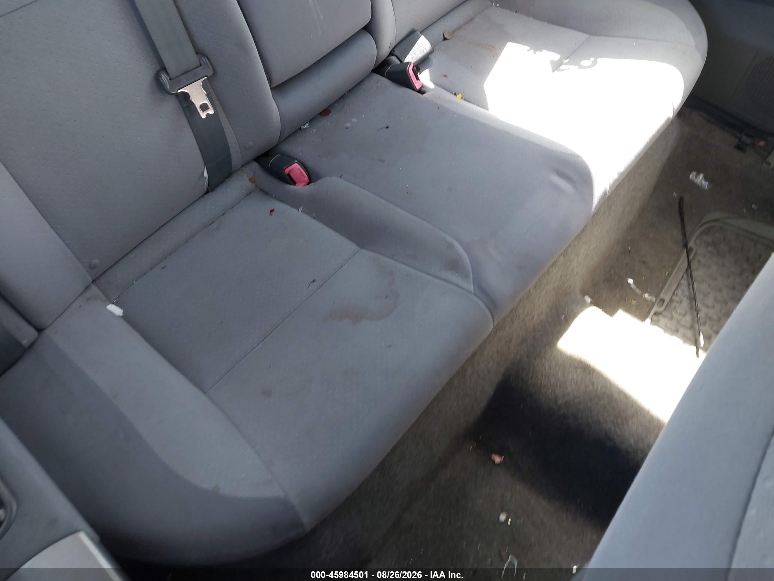 2005 Toyota Prius   Silver vin: JTDKB22U857050562