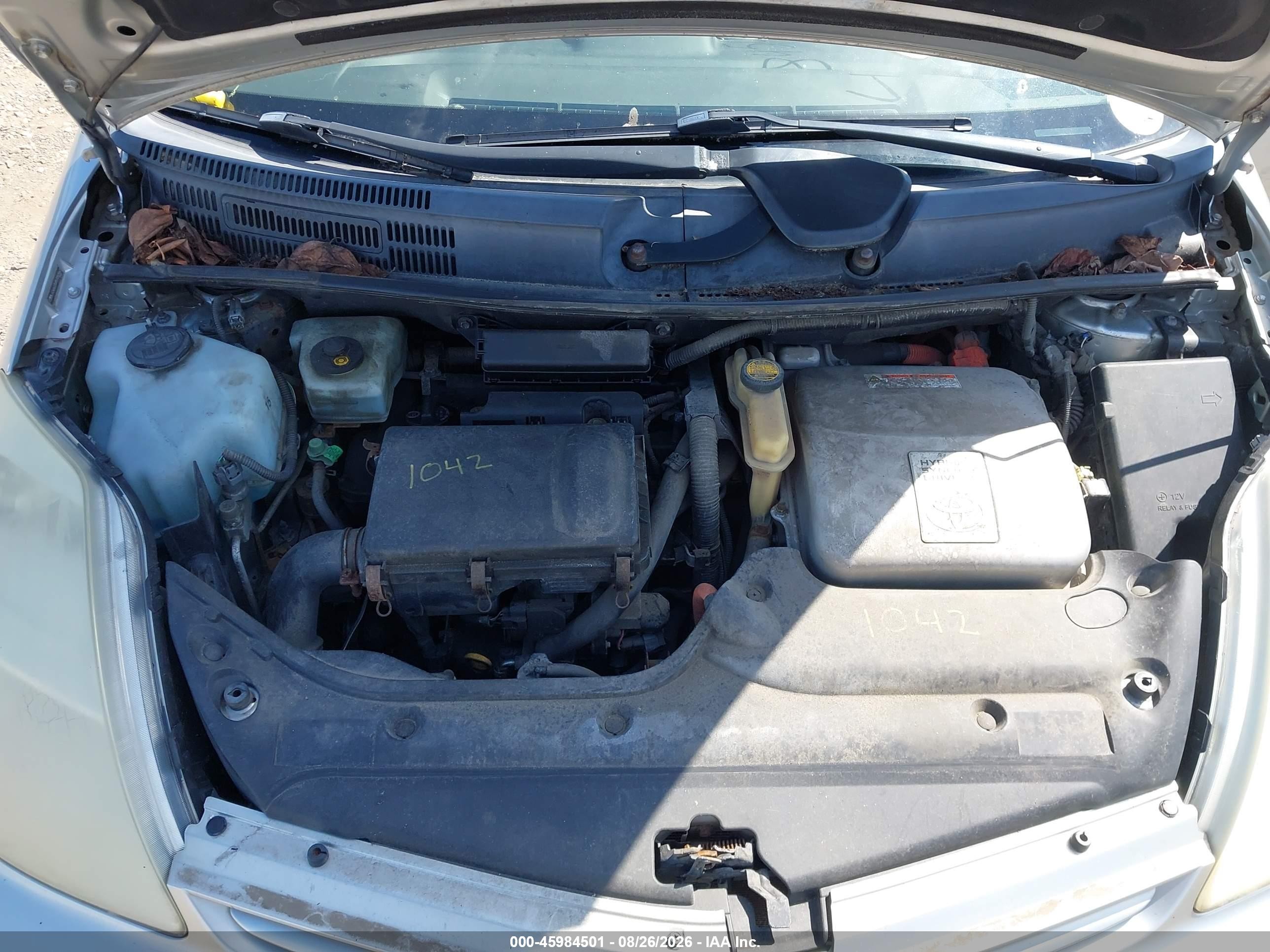 2005 Toyota Prius   Silver vin: JTDKB22U857050562
