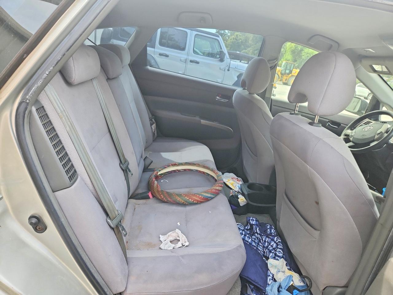 2004 Toyota Prius Base Silver vin: JTDKB22UX40054488