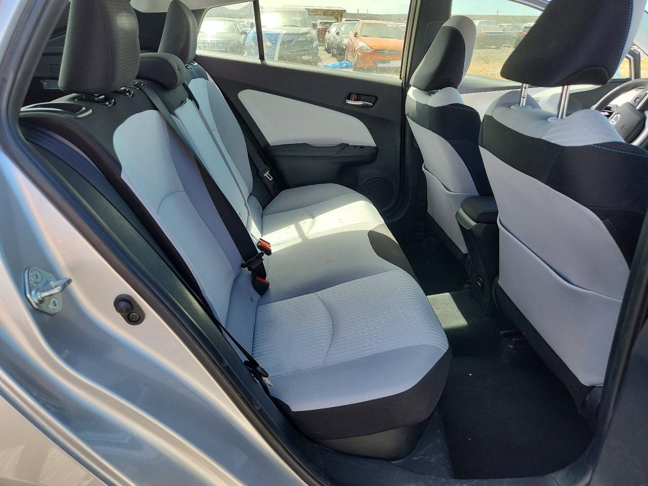 2017 Toyota Prius Two Silver vin: JTDKBRFUXH3036368