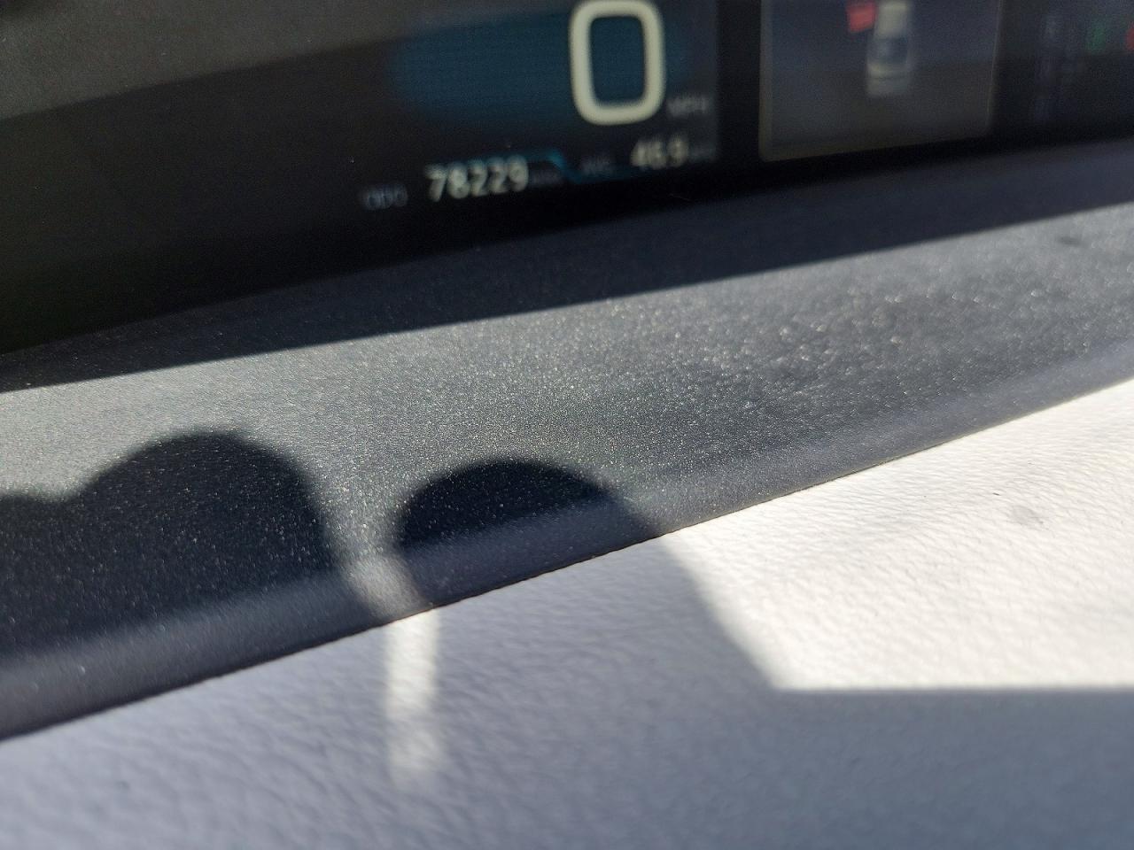 2017 Toyota Prius Two Silver vin: JTDKBRFUXH3036368