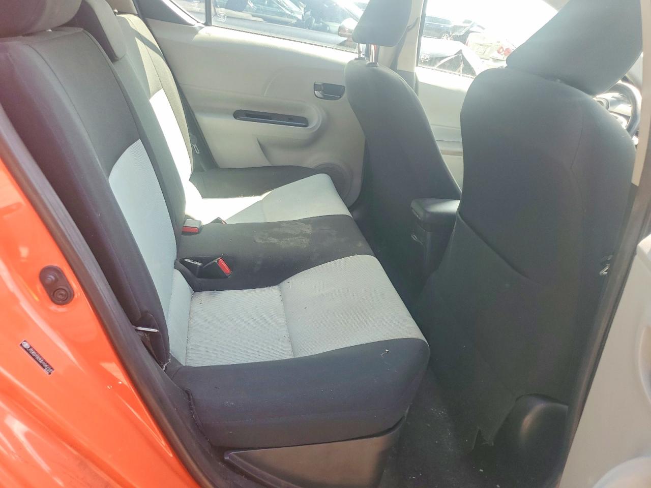 2013 Toyota Prius C Two Orange vin: JTDKDTB30D1042349