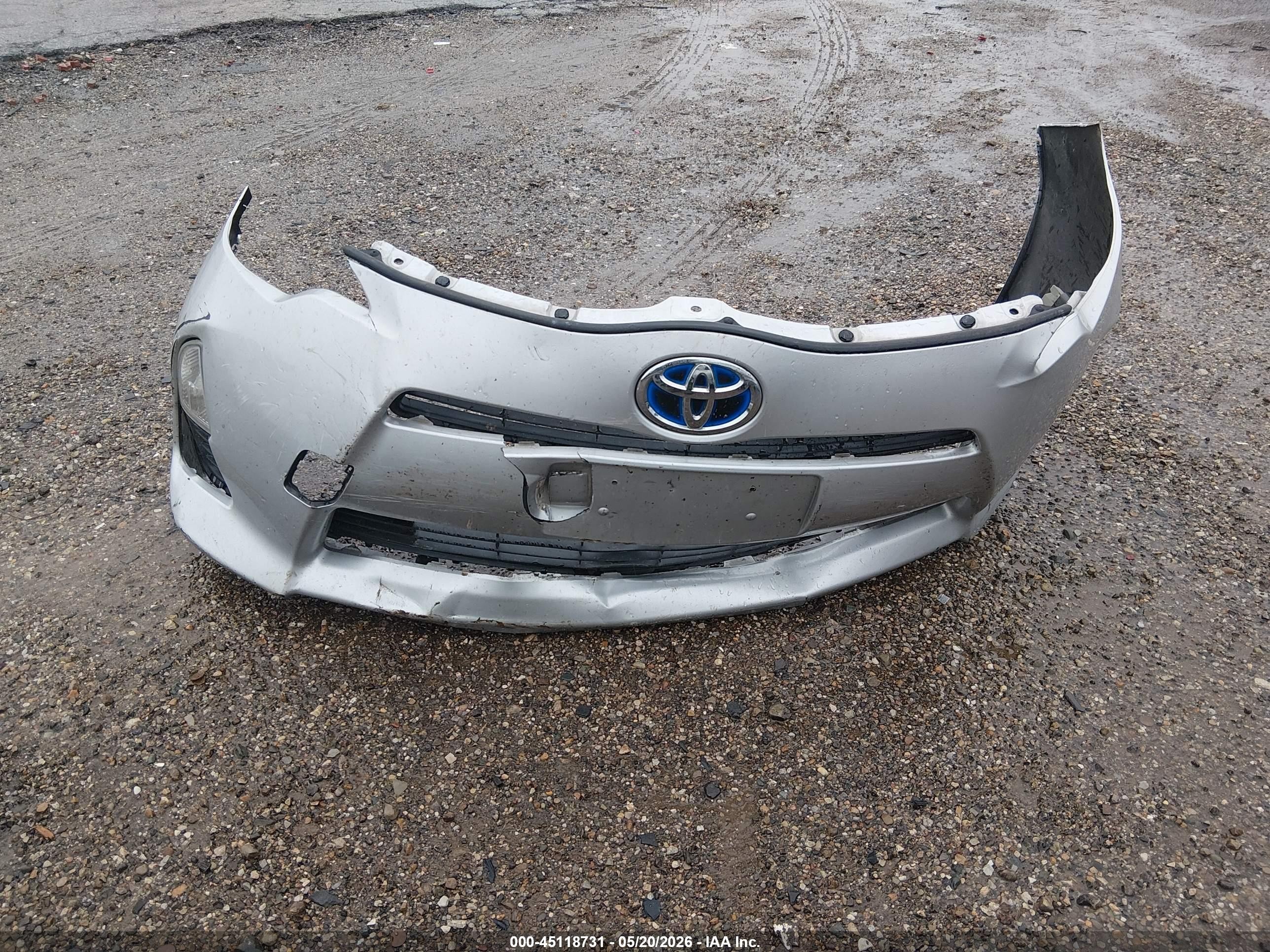 2013 Toyota Prius C Three Silver vin: JTDKDTB30D1051004