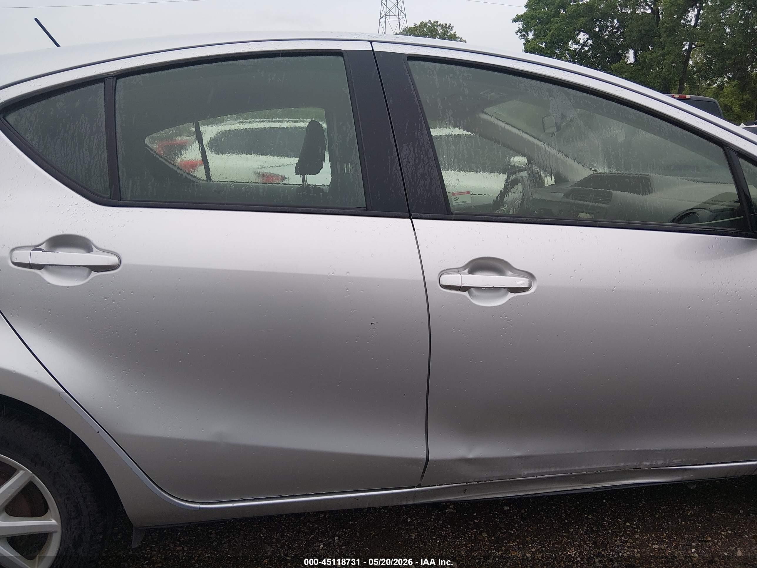2013 Toyota Prius C Three Silver vin: JTDKDTB30D1051004