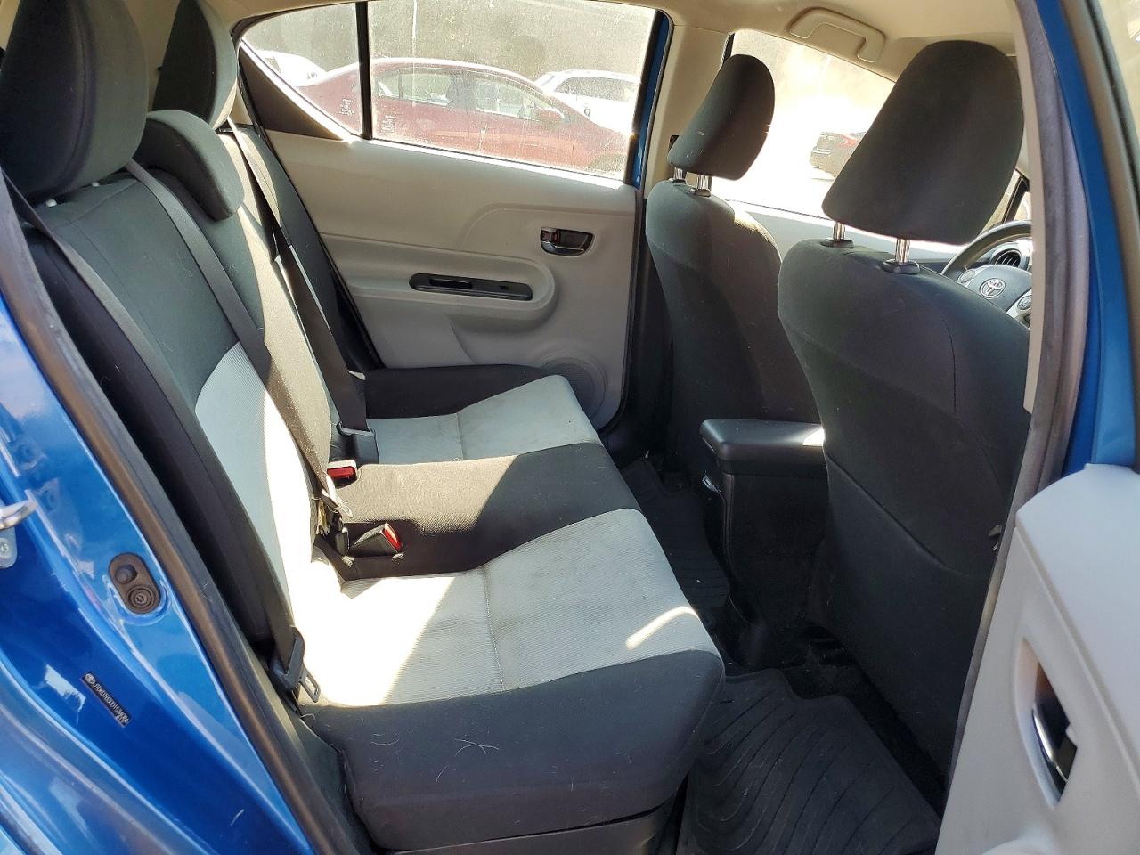2013 Toyota Prius C Three Синий vin: JTDKDTB30D1534086