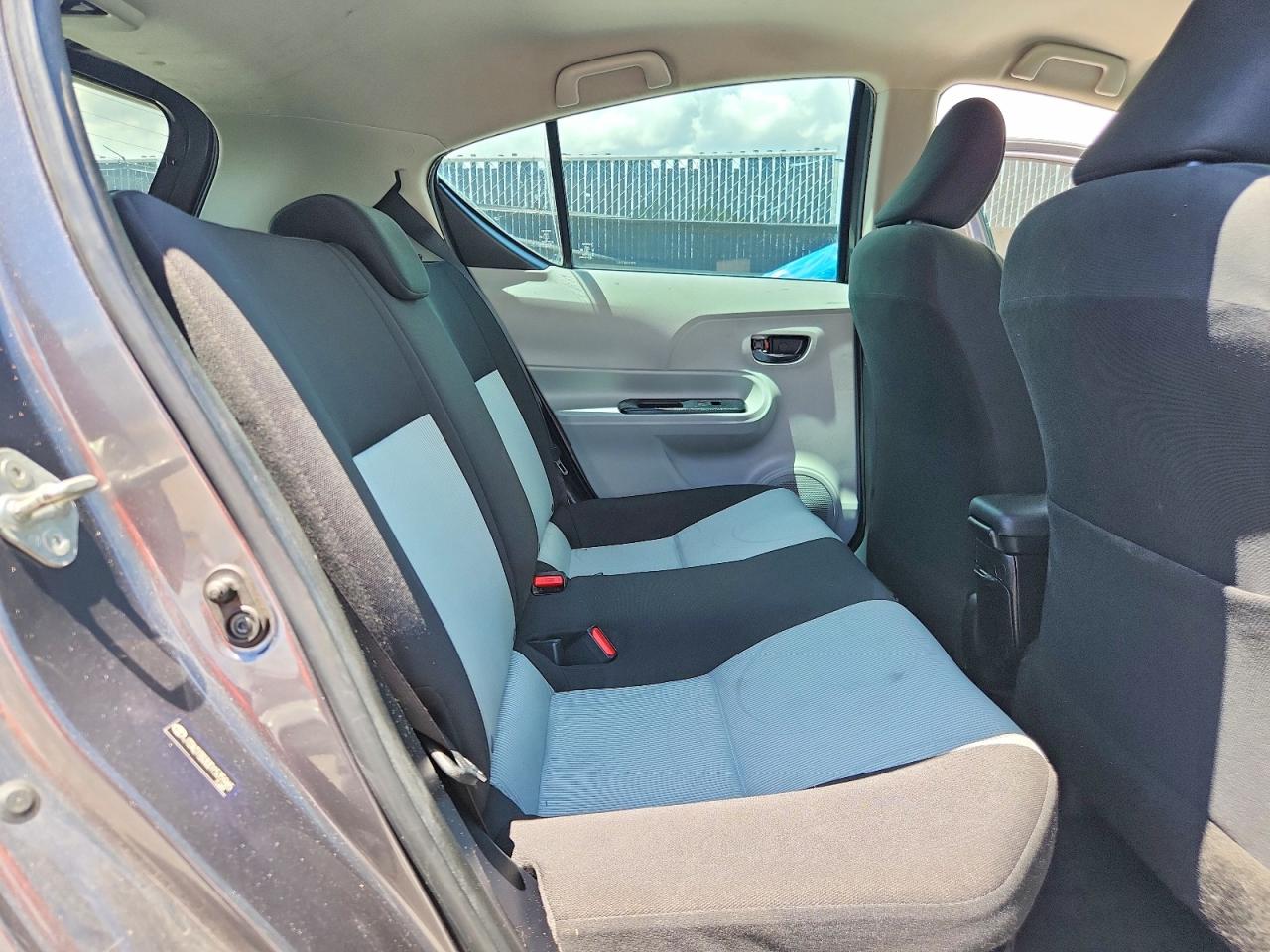 2013 Toyota Prius C Two Gray vin: JTDKDTB30D1535965