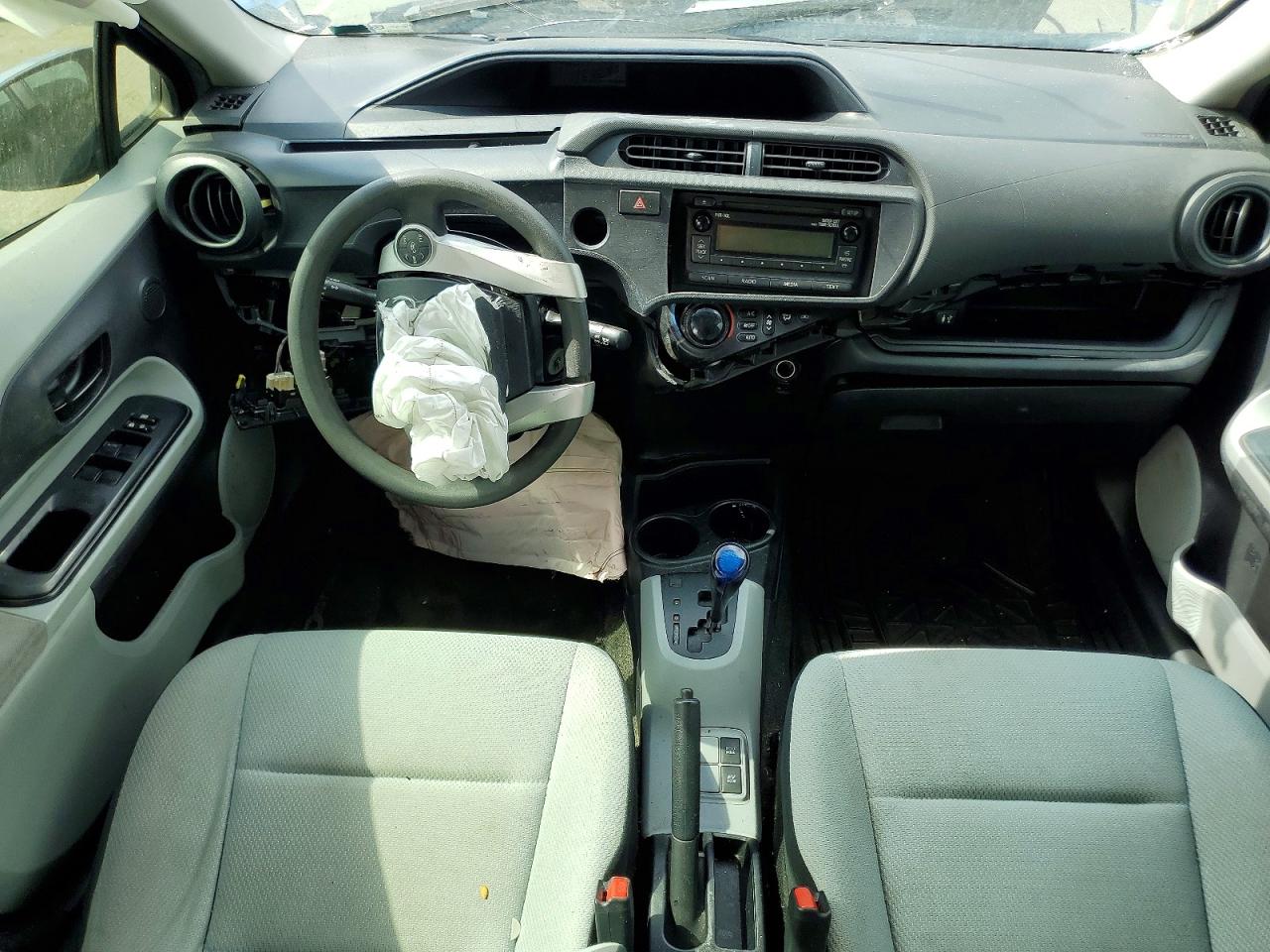 2013 Toyota Prius C One Blue vin: JTDKDTB30D1540244