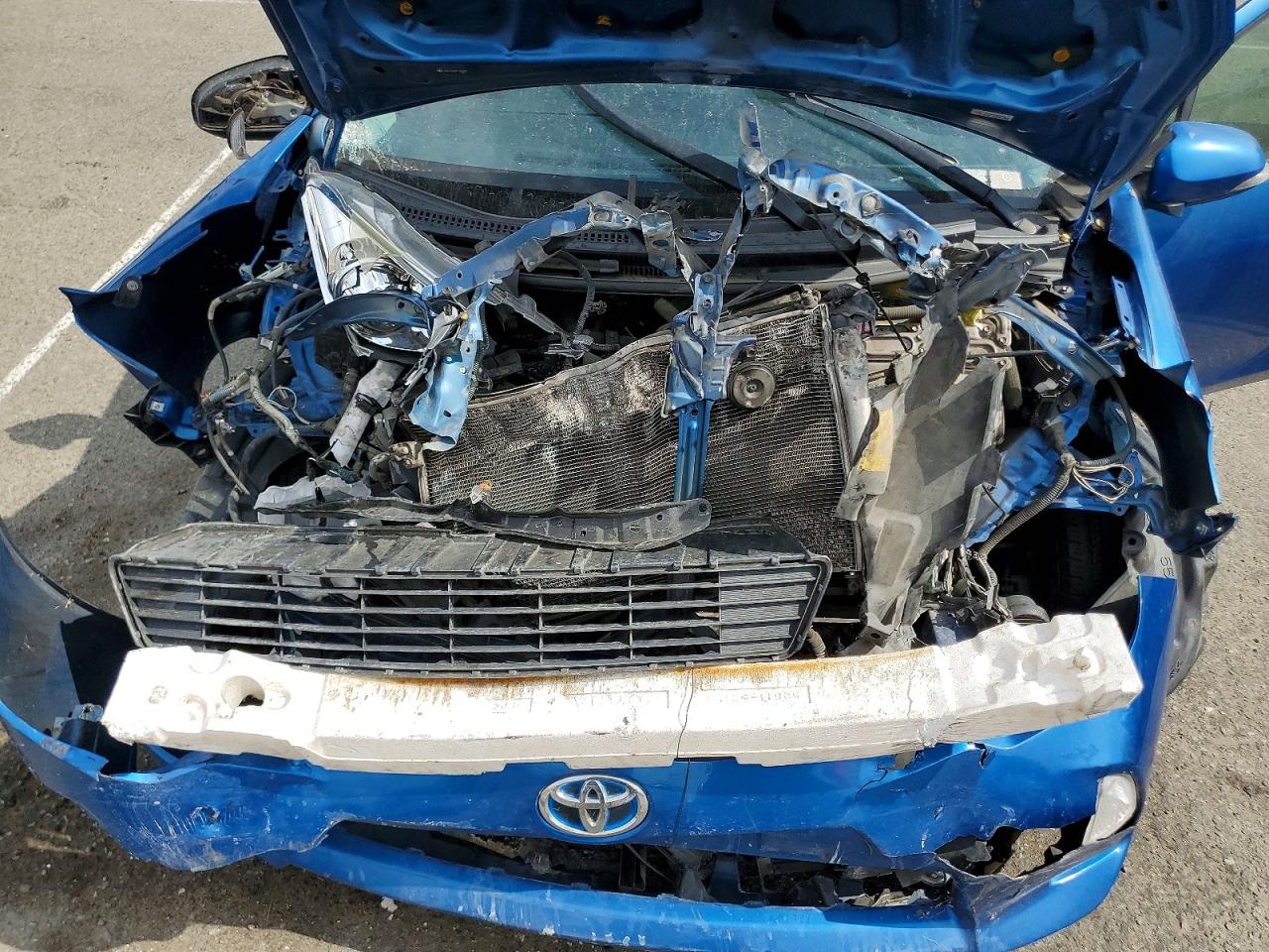 2013 Toyota Prius C One Blue vin: JTDKDTB30D1540244