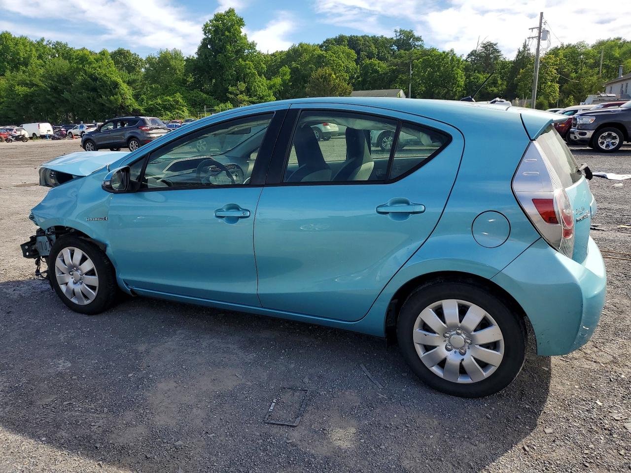 2014 Toyota Prius C One Blue vin: JTDKDTB30E1084375