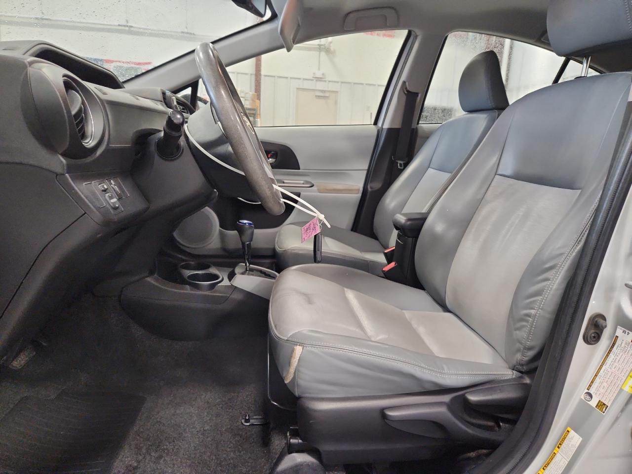 2012 Toyota Prius C Four Silver vin: JTDKDTB32C1500875