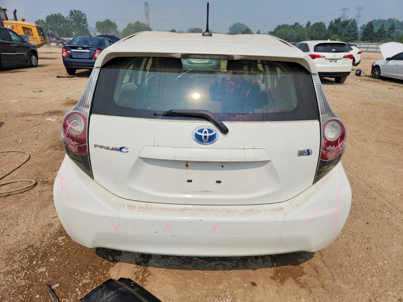 2012 Toyota Prius C Three Белый vin: JTDKDTB32C1511892