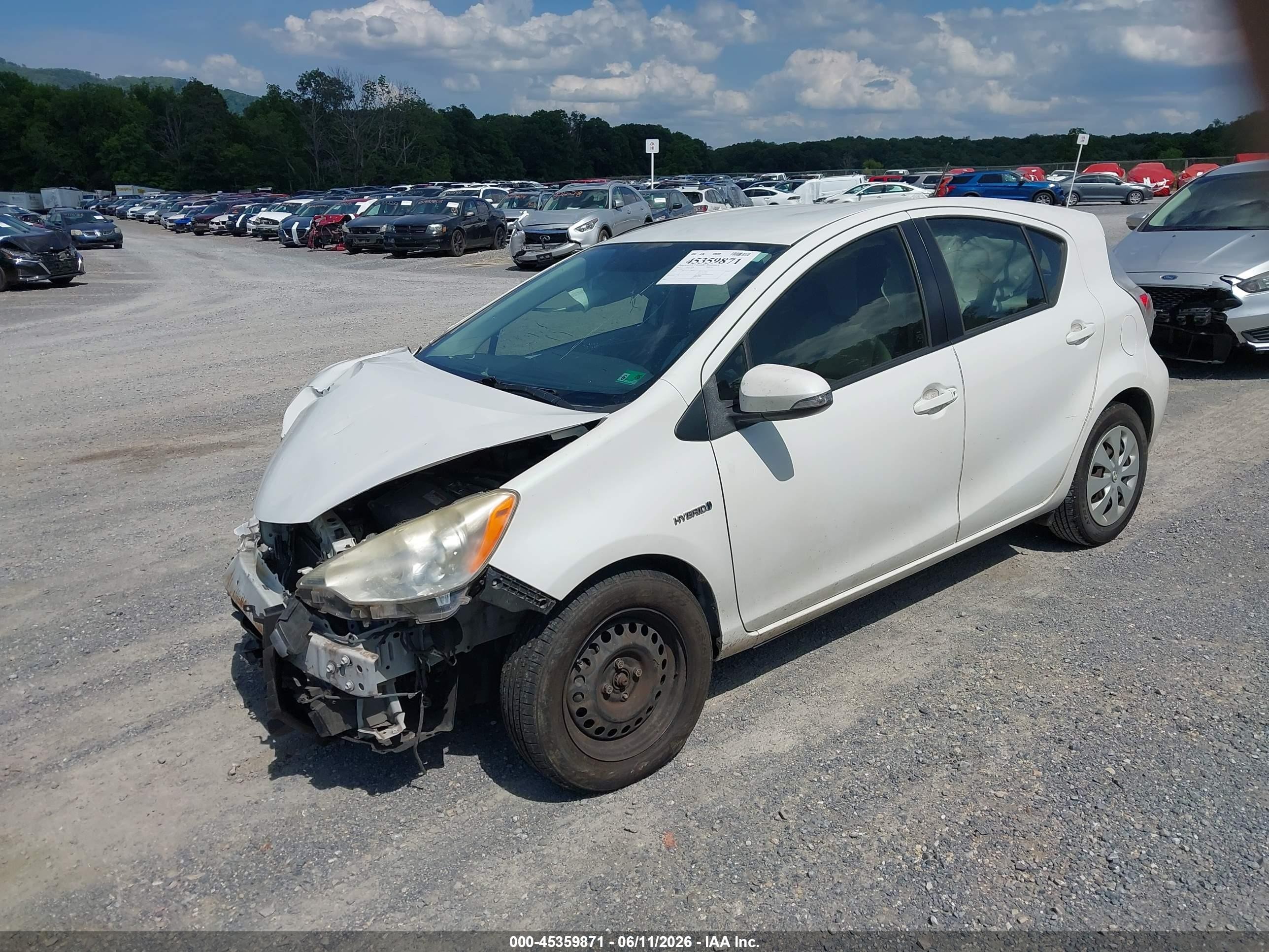 2012 Toyota Prius C One White vin: JTDKDTB32C1512959