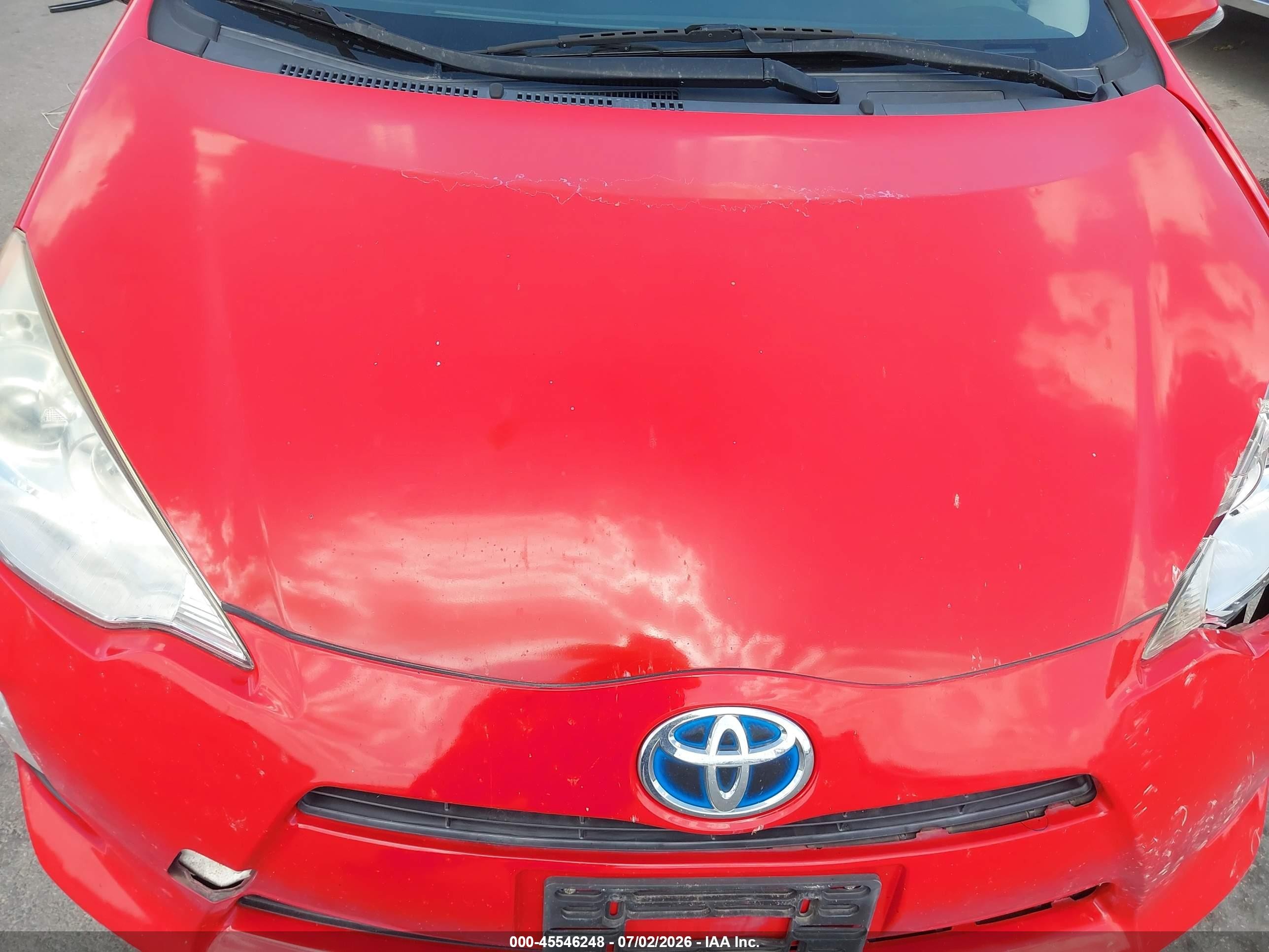 2013 Toyota Prius C One Red vin: JTDKDTB32D1038772