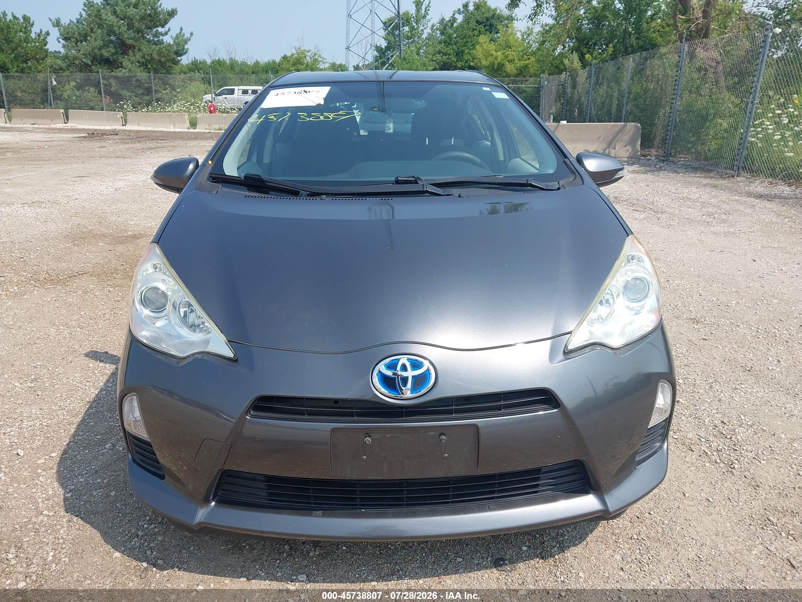 2013 Toyota Prius C Two Gray vin: JTDKDTB32D1535403