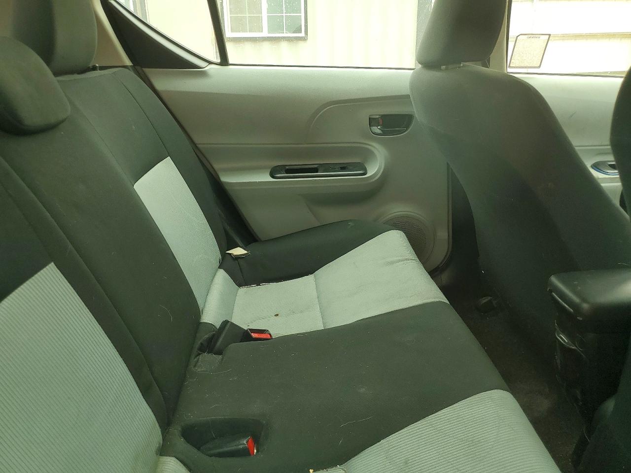 2013 Toyota Prius C Two Gray vin: JTDKDTB32D1538513