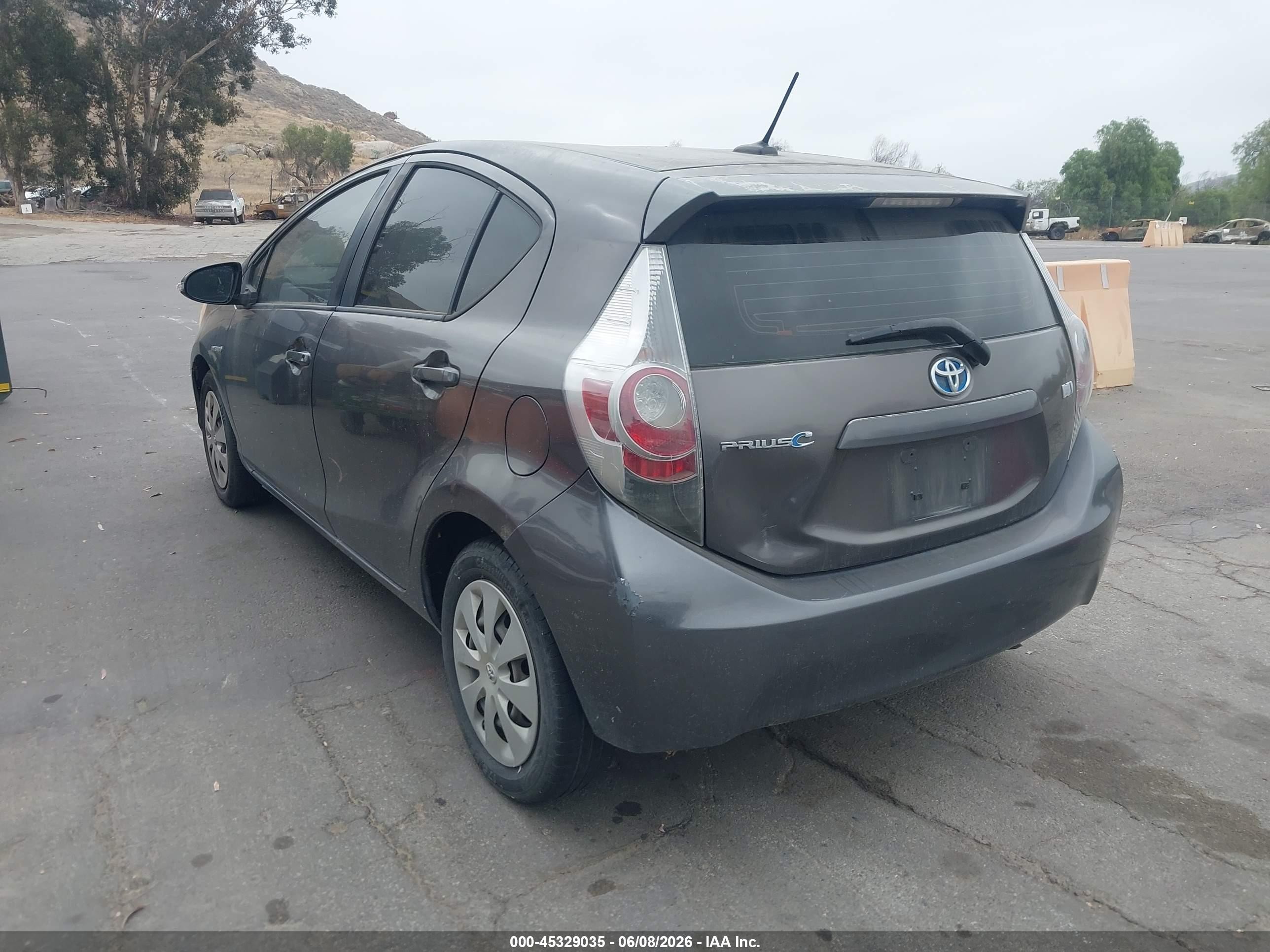 2013 Toyota Prius C Three Gray vin: JTDKDTB32D1545641