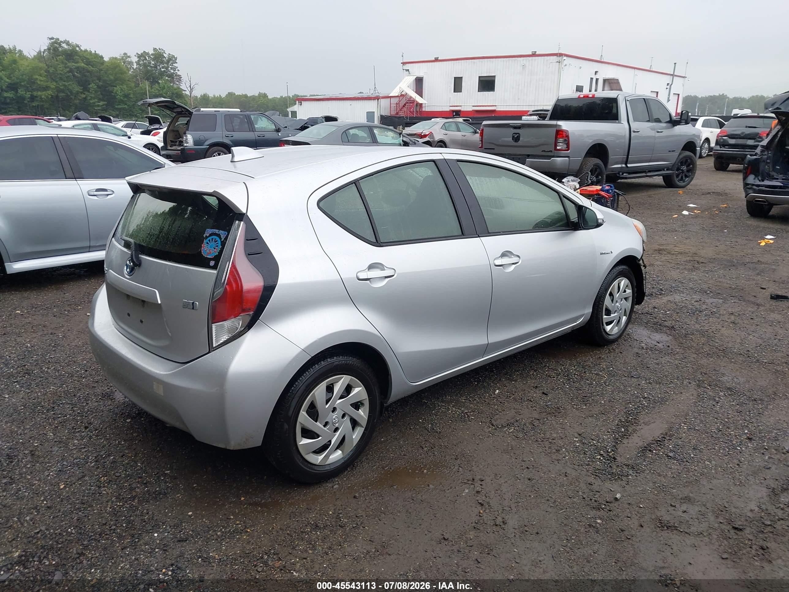 2015 Toyota Prius C Four/one/three/two Silver vin: JTDKDTB32F1577959