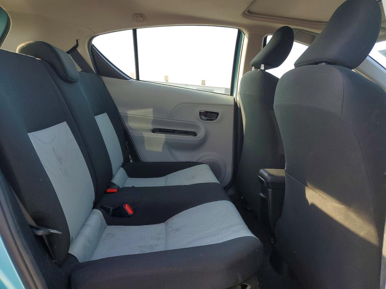 2012 Toyota Prius C Three Turquoise vin: JTDKDTB33C1020103