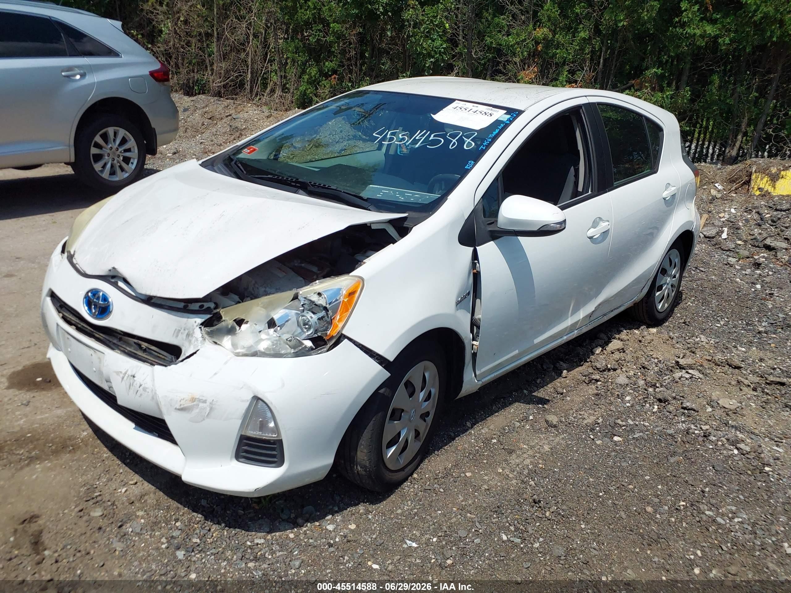 2012 Toyota Prius C Two White vin: JTDKDTB33C1503820