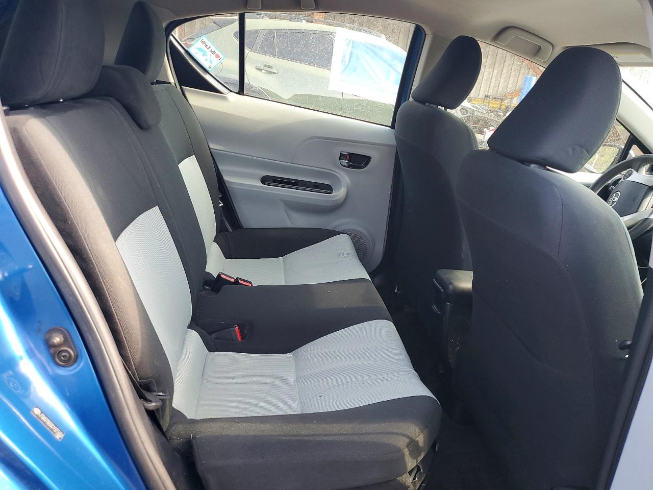 2012 Toyota Prius C Two Blue vin: JTDKDTB33C1527650
