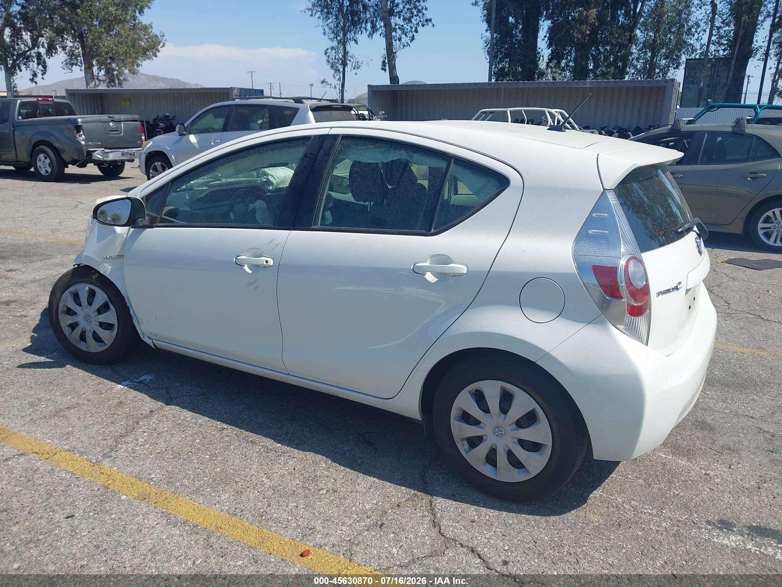 2013 Toyota Prius C Two White vin: JTDKDTB33D1541789