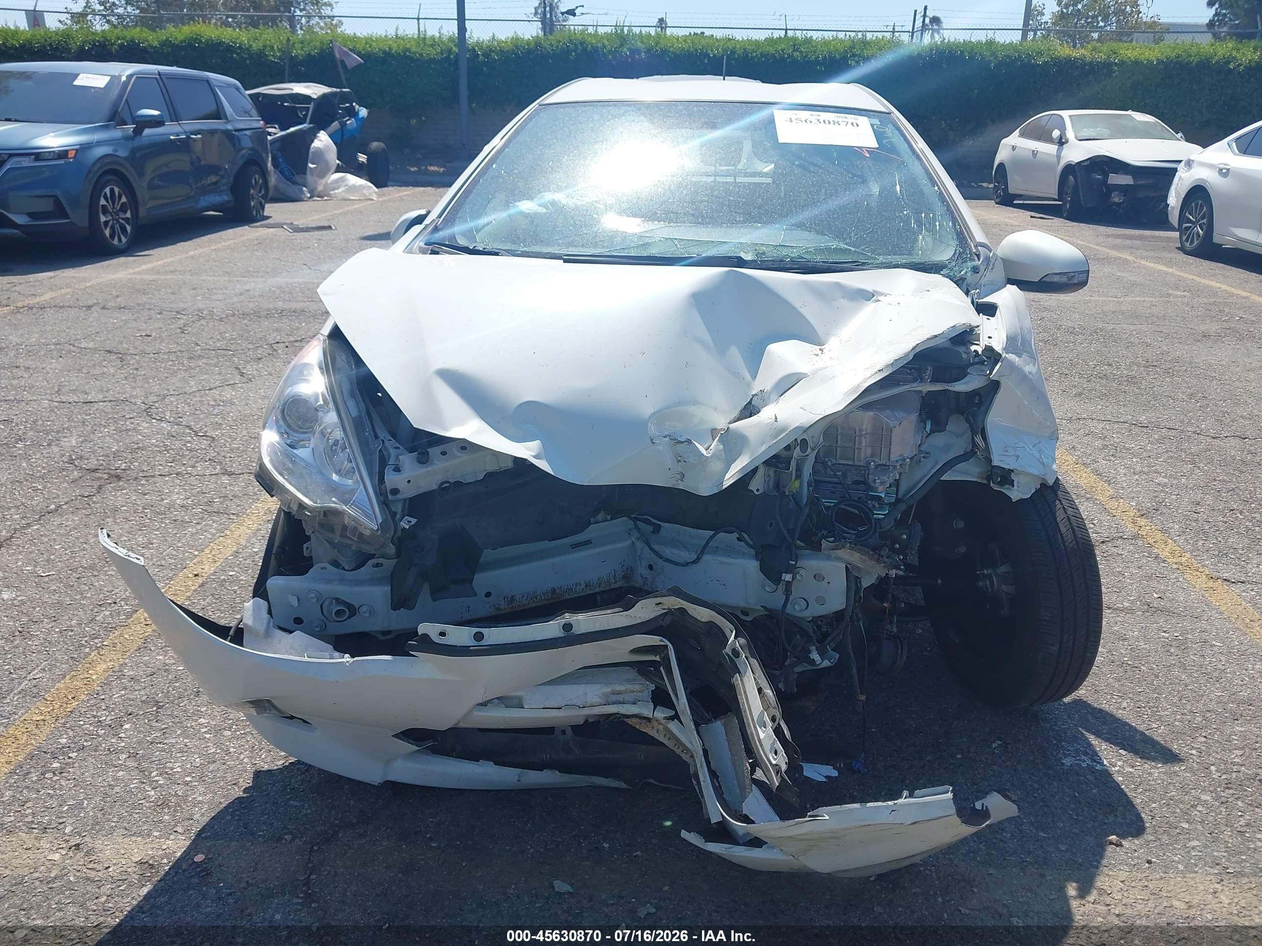 2013 Toyota Prius C Two White vin: JTDKDTB33D1541789