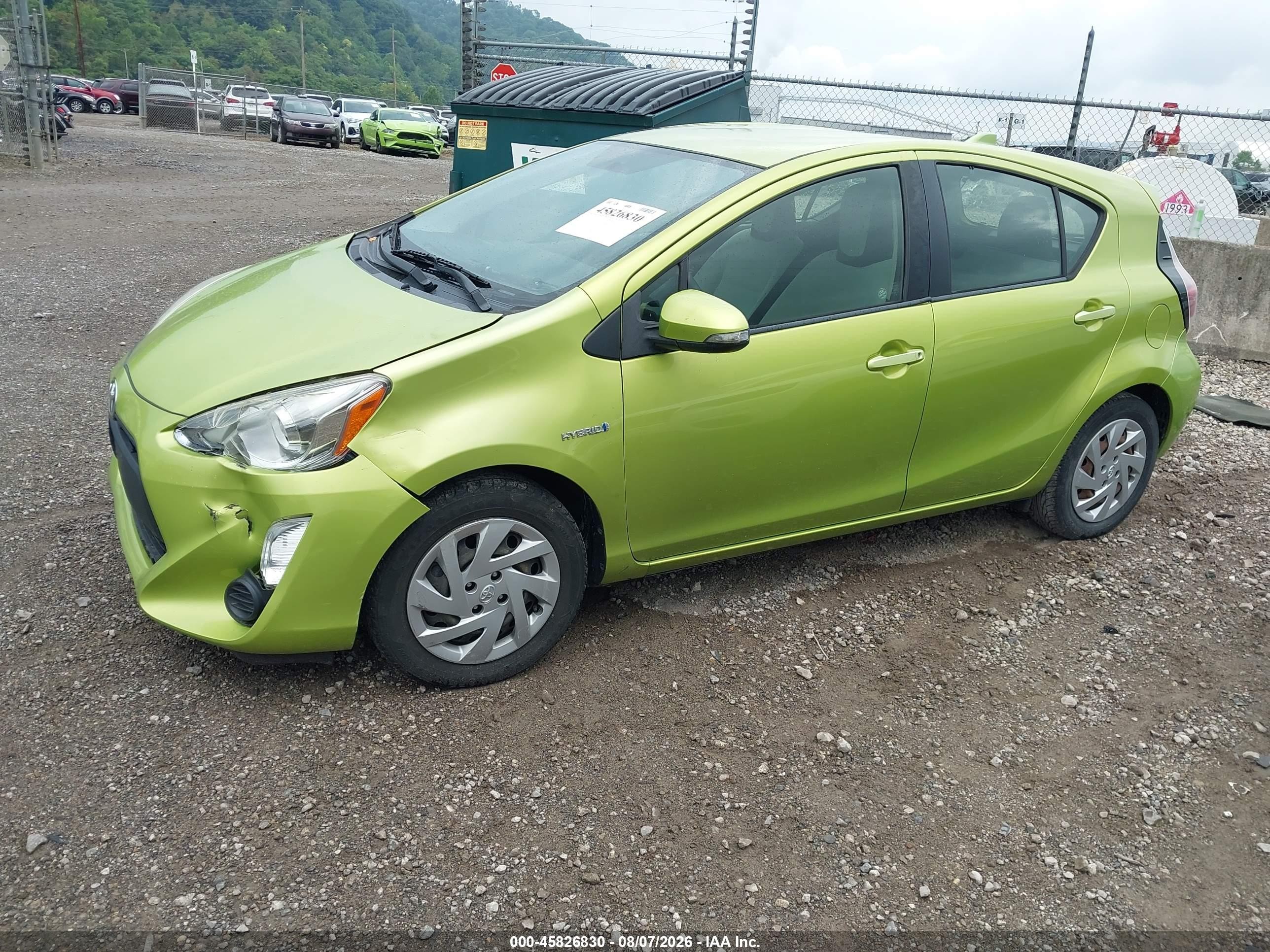 2015 Toyota Prius C One Green vin: JTDKDTB33F1101784