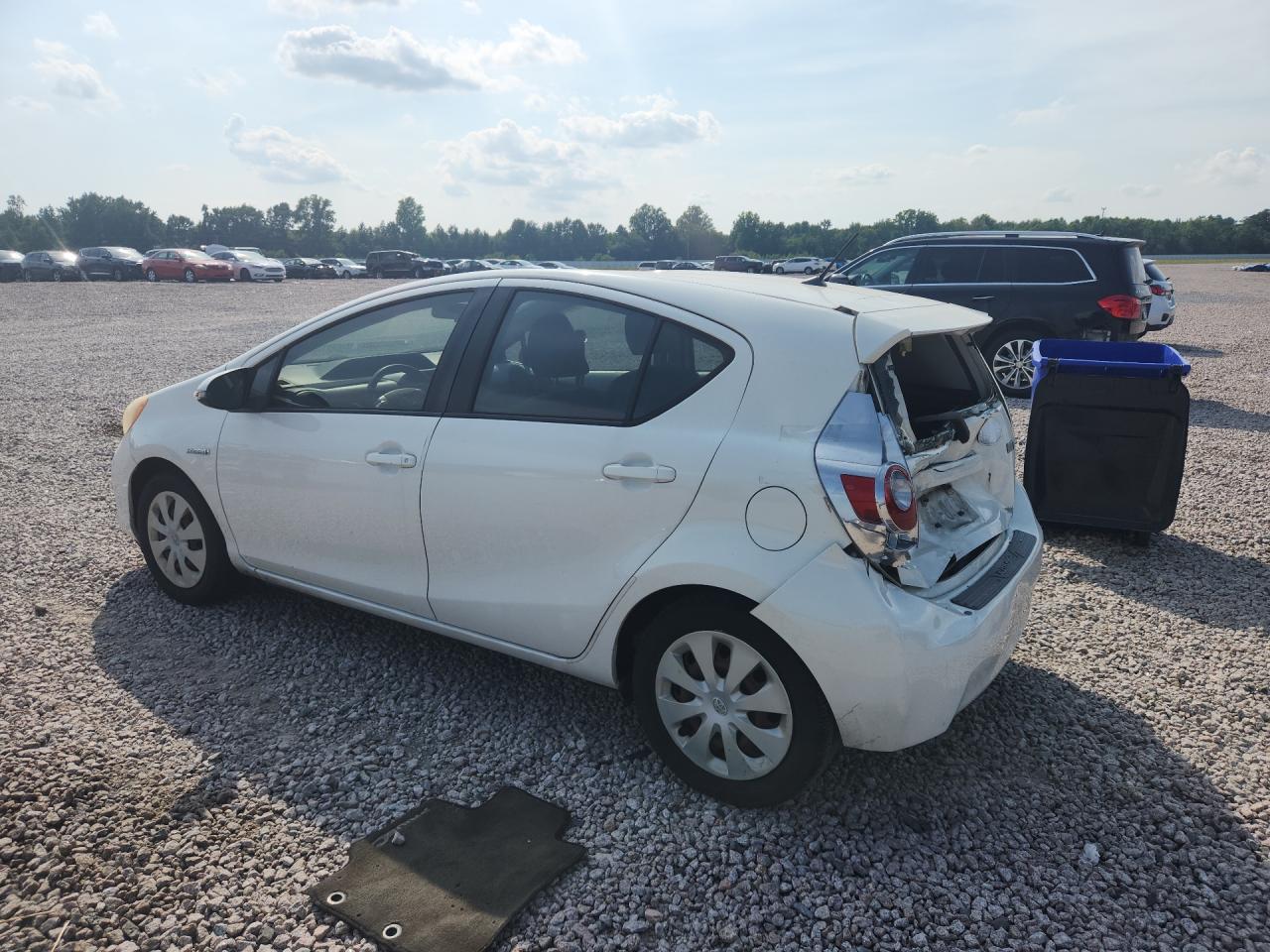 2012 Toyota Prius C Two White vin: JTDKDTB34C1504331