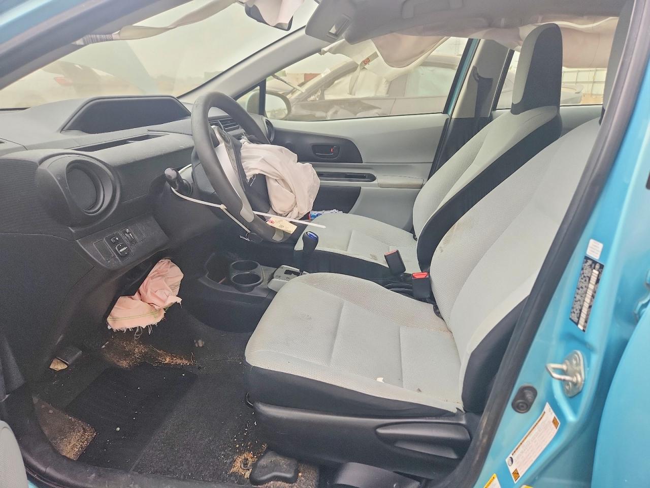 2013 Toyota Prius C One Blue vin: JTDKDTB34D1037557