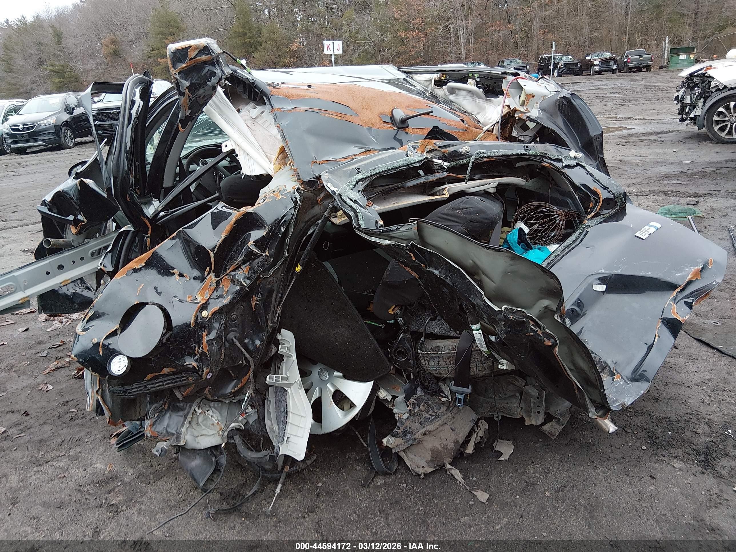 2013 Toyota Prius C Two Черный vin: JTDKDTB34D1531403