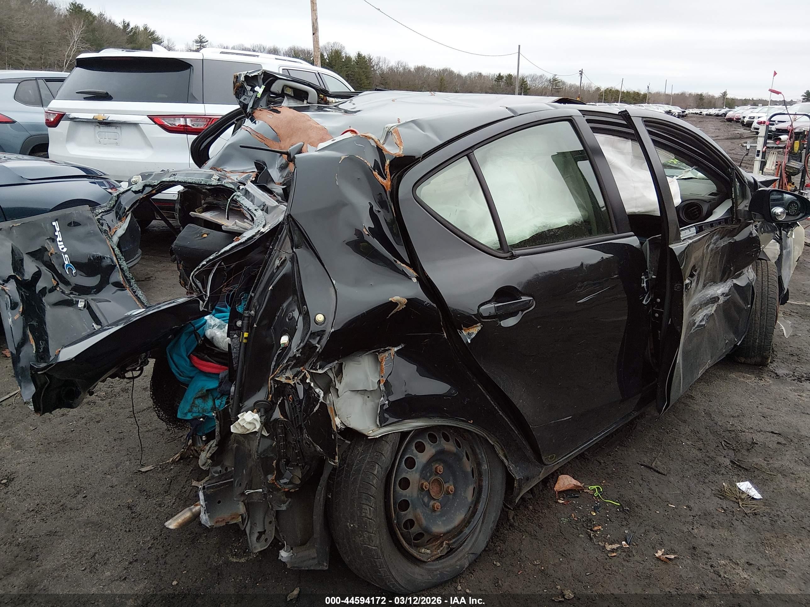 2013 Toyota Prius C Two Черный vin: JTDKDTB34D1531403
