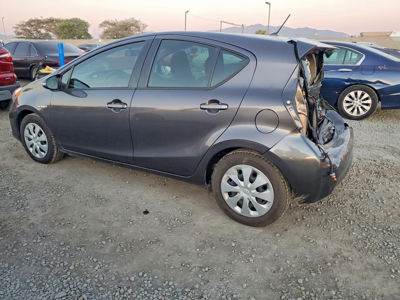 2014 Toyota Prius C Серый vin: JTDKDTB34E1063710