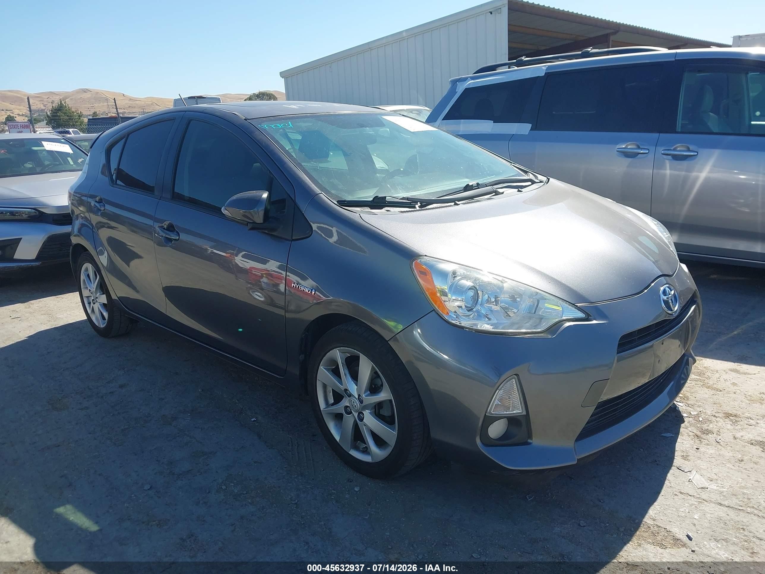 2014 Toyota Prius C Four Gray vin: JTDKDTB34E1073380