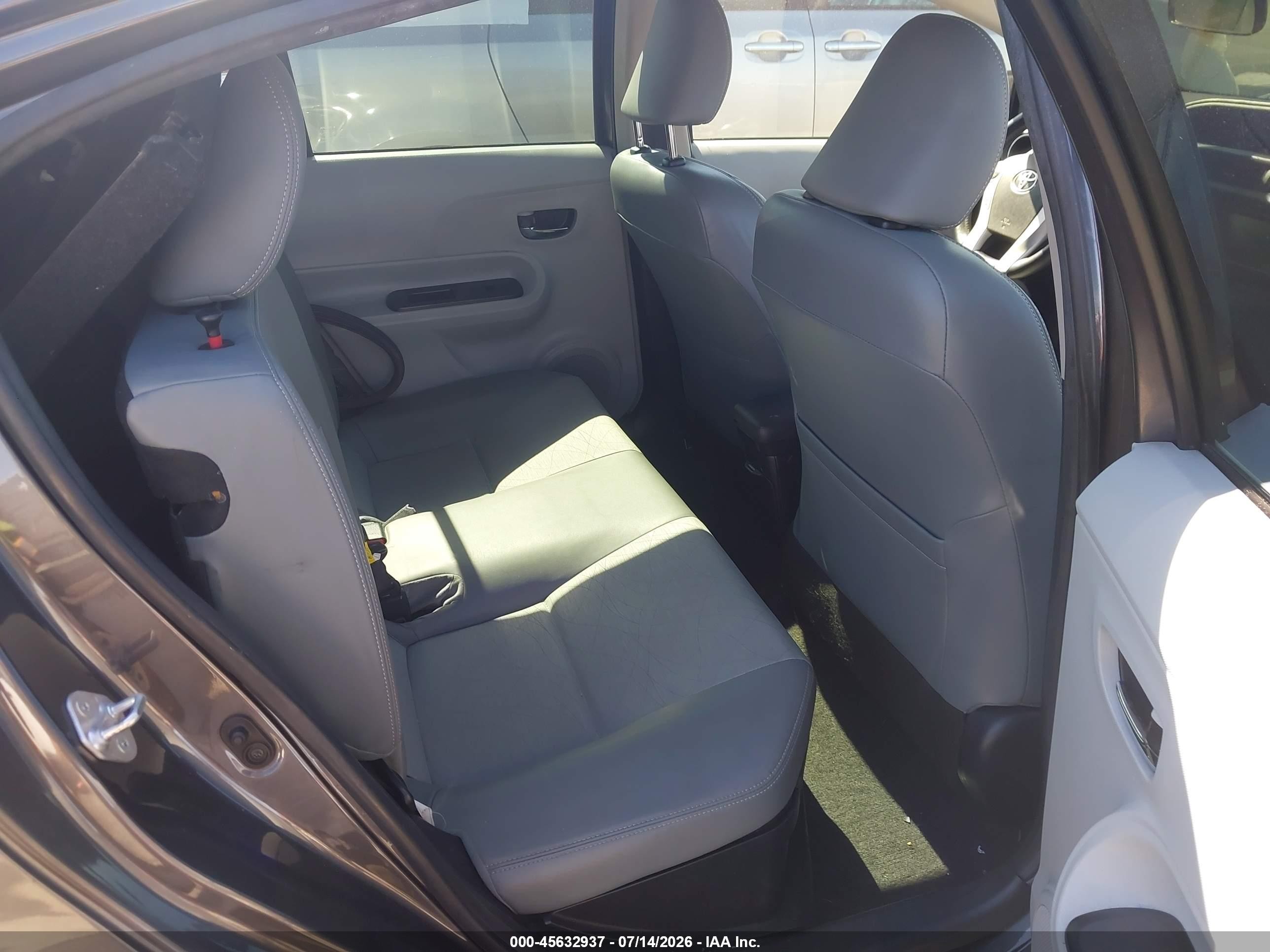 2014 Toyota Prius C Four Gray vin: JTDKDTB34E1073380