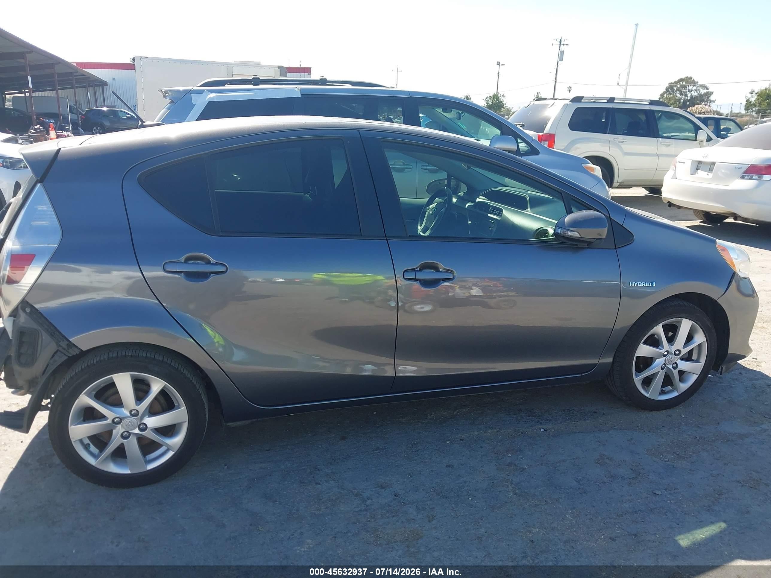 2014 Toyota Prius C Four Gray vin: JTDKDTB34E1073380