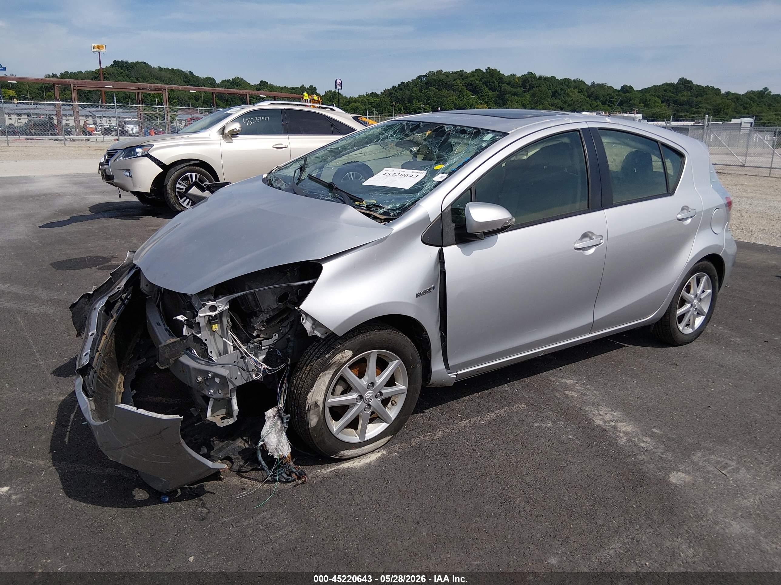 2014 Toyota Prius C Four Silver vin: JTDKDTB34E1081785