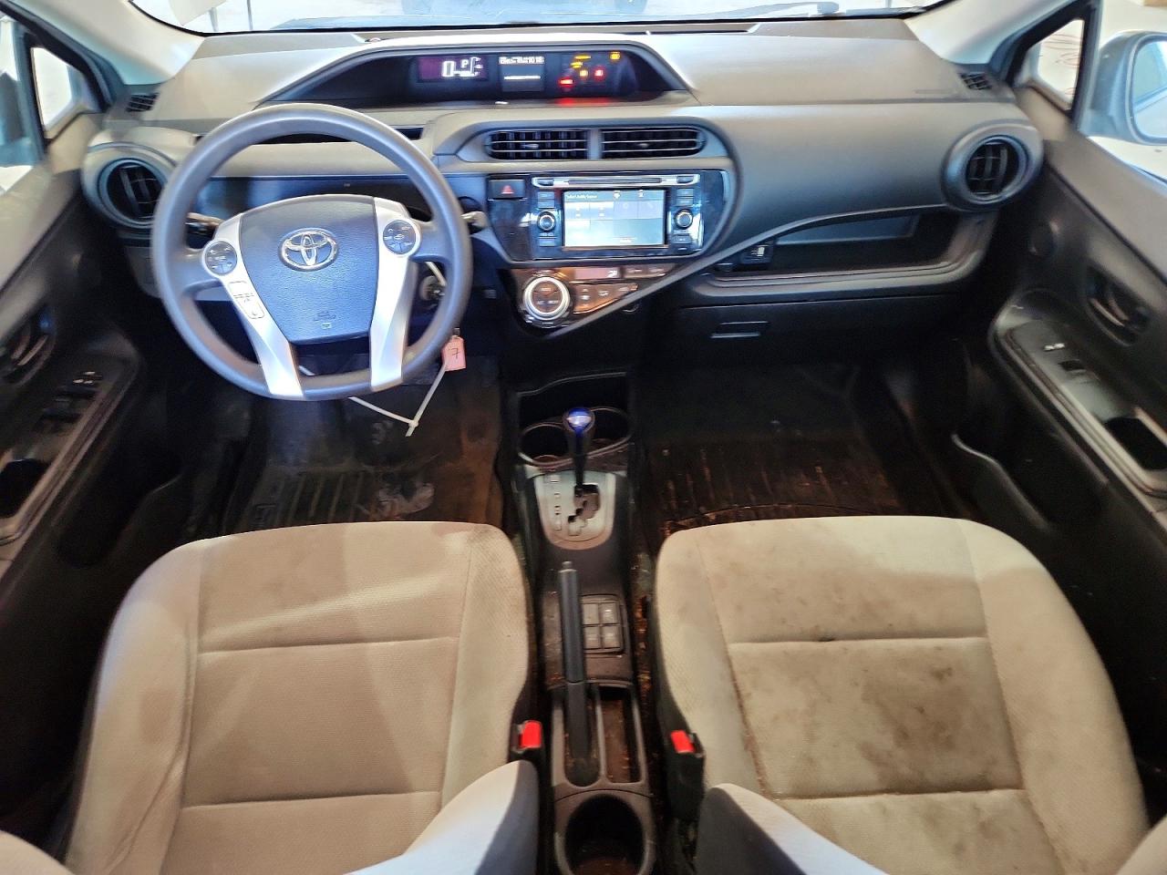 2015 Toyota Prius C One Silver vin: JTDKDTB34F1105357
