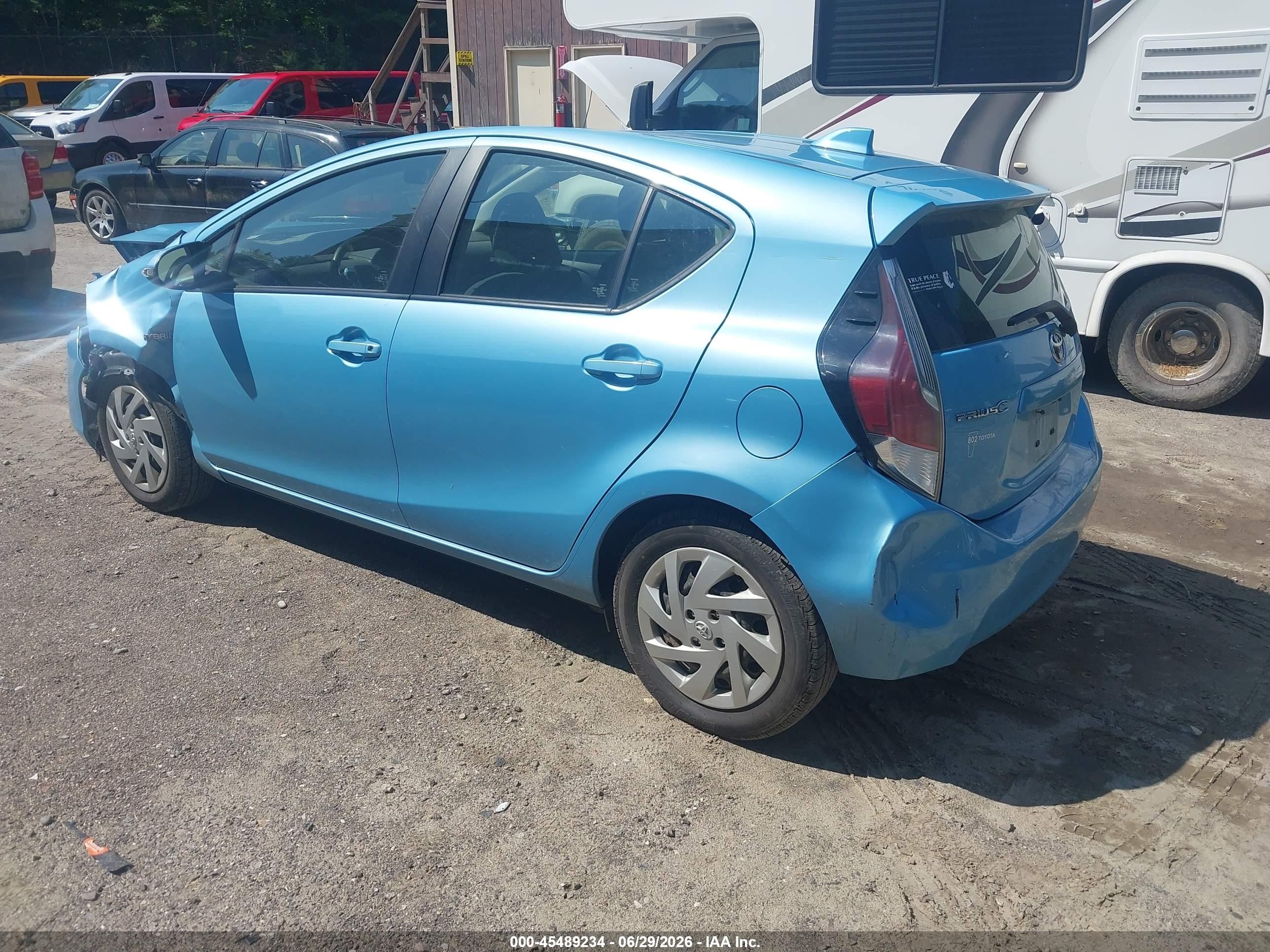 2015 Toyota Prius C Two Blue vin: JTDKDTB34F1111708