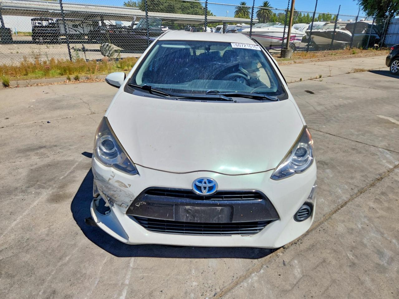2015 Toyota Prius C Two White vin: JTDKDTB34F1585903