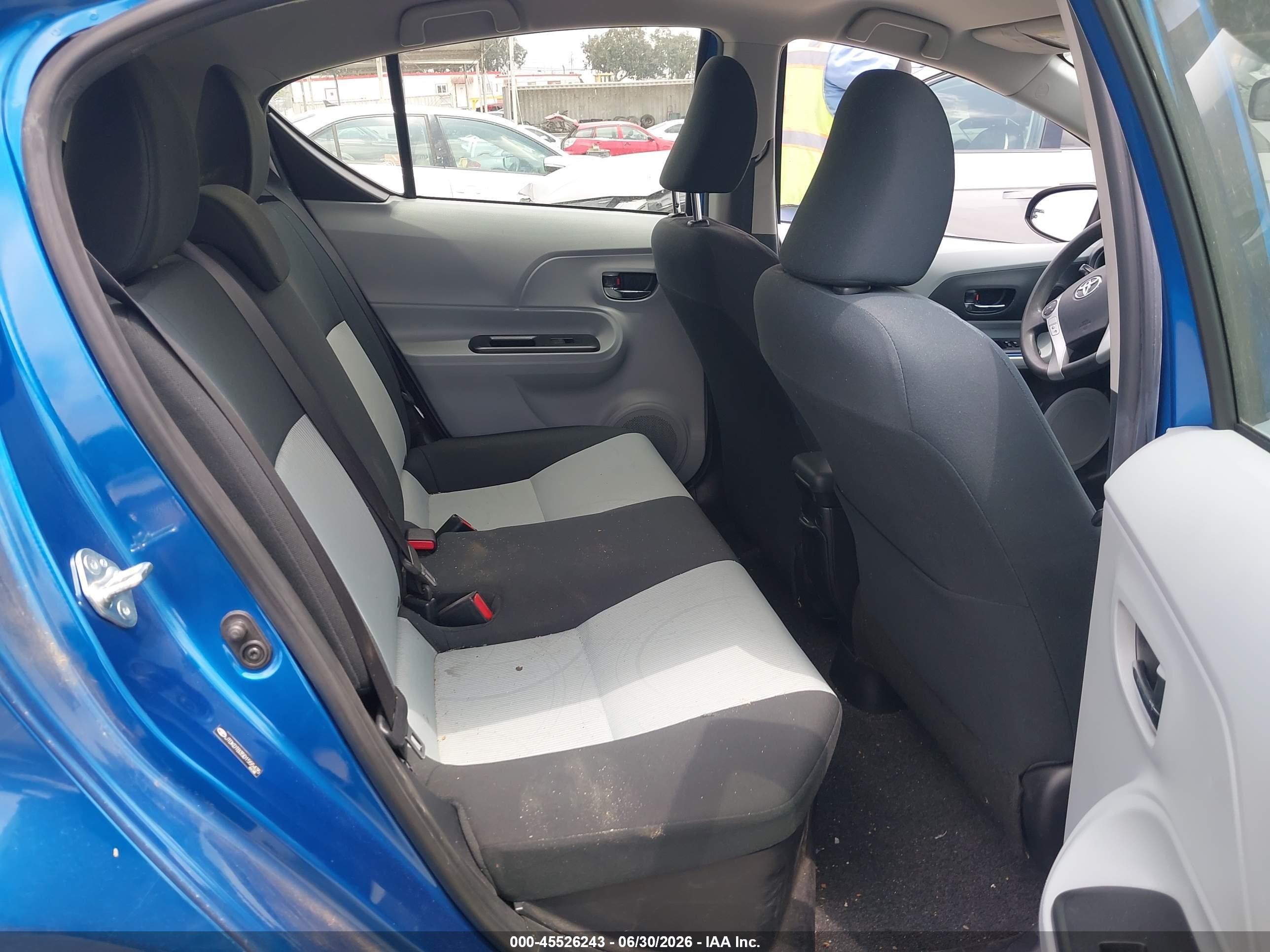 2013 Toyota Prius C Two Blue vin: JTDKDTB35D1555435