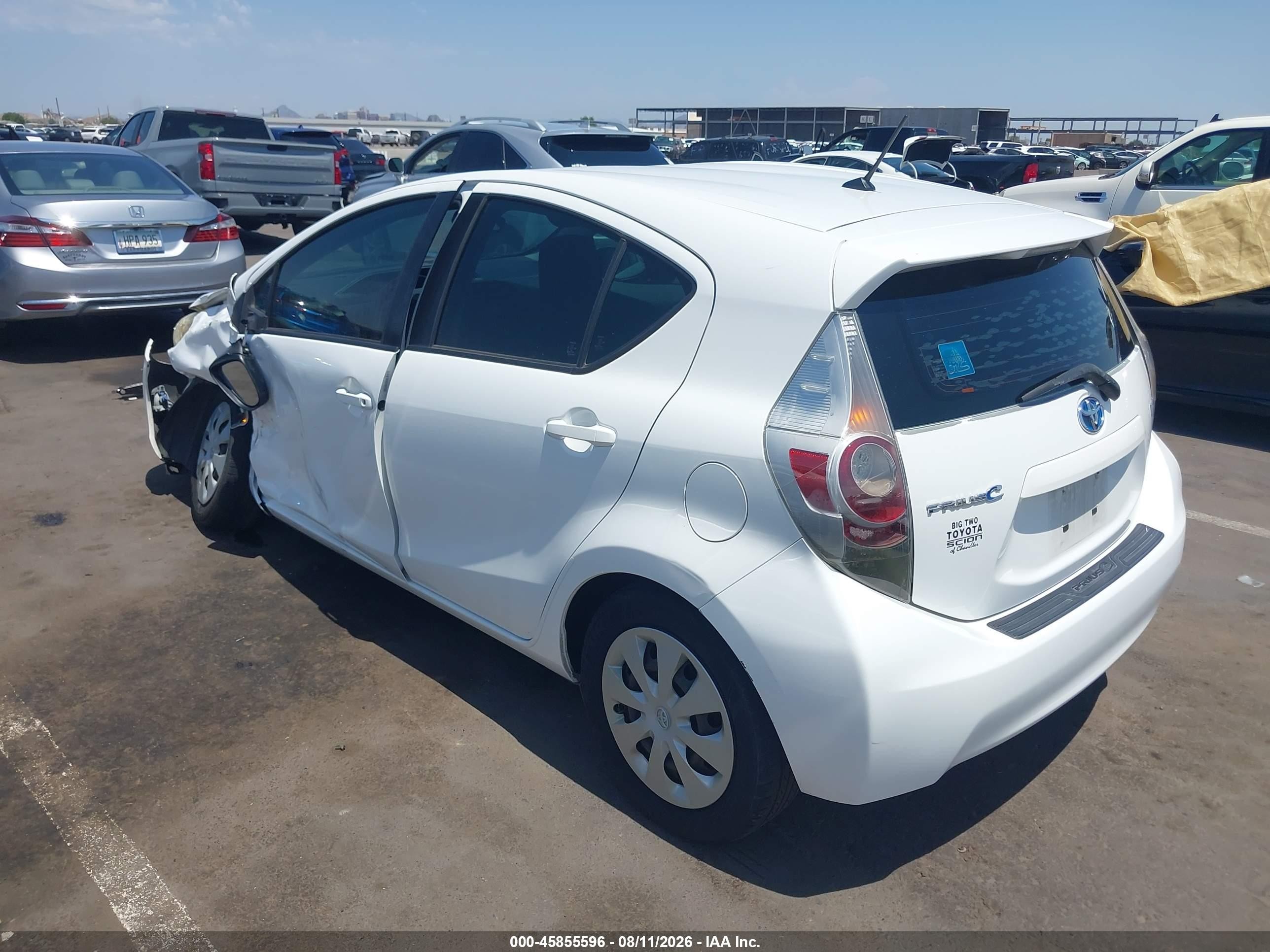 2013 Toyota Prius C One White vin: JTDKDTB35D1555886
