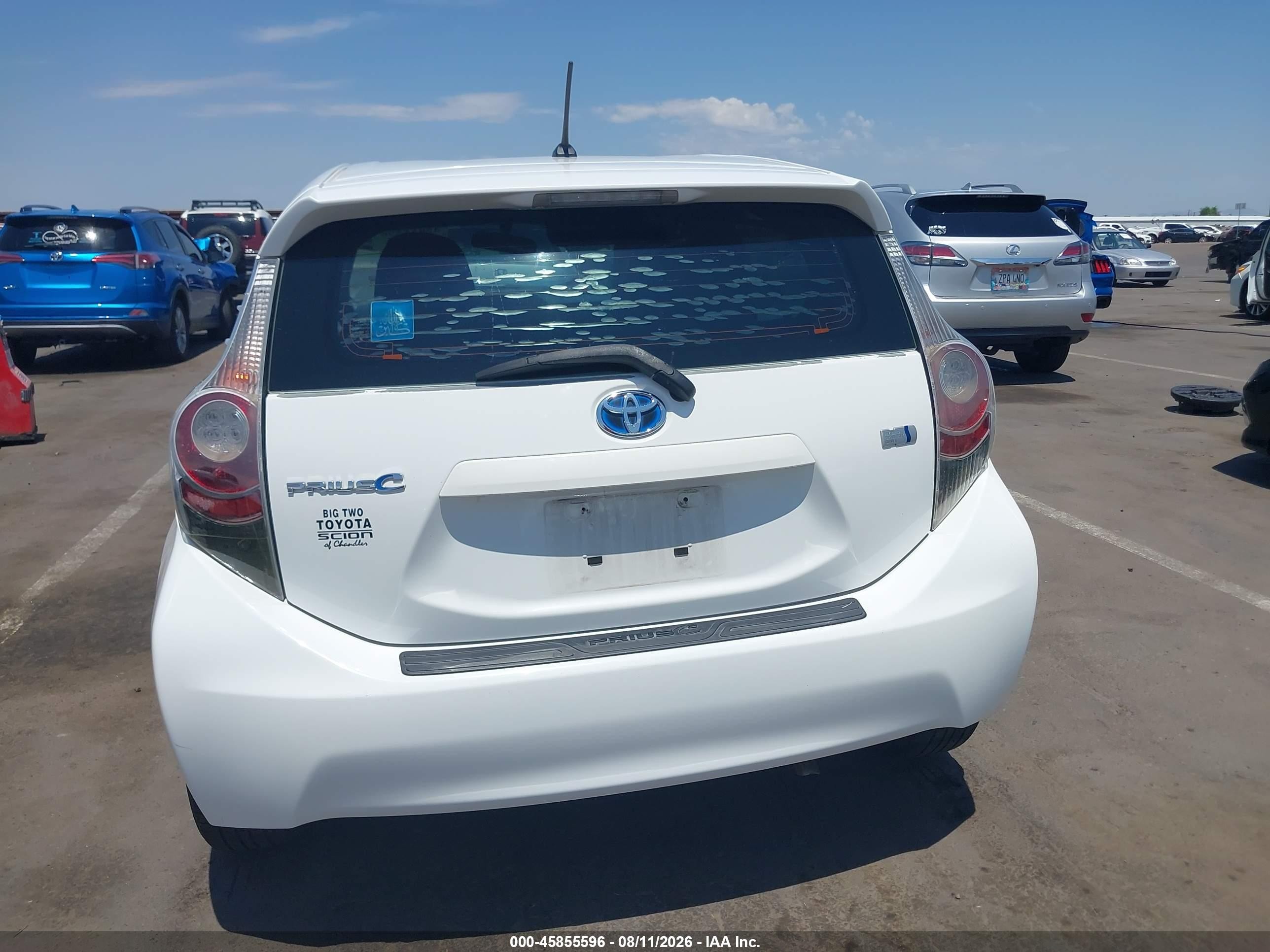 2013 Toyota Prius C One White vin: JTDKDTB35D1555886