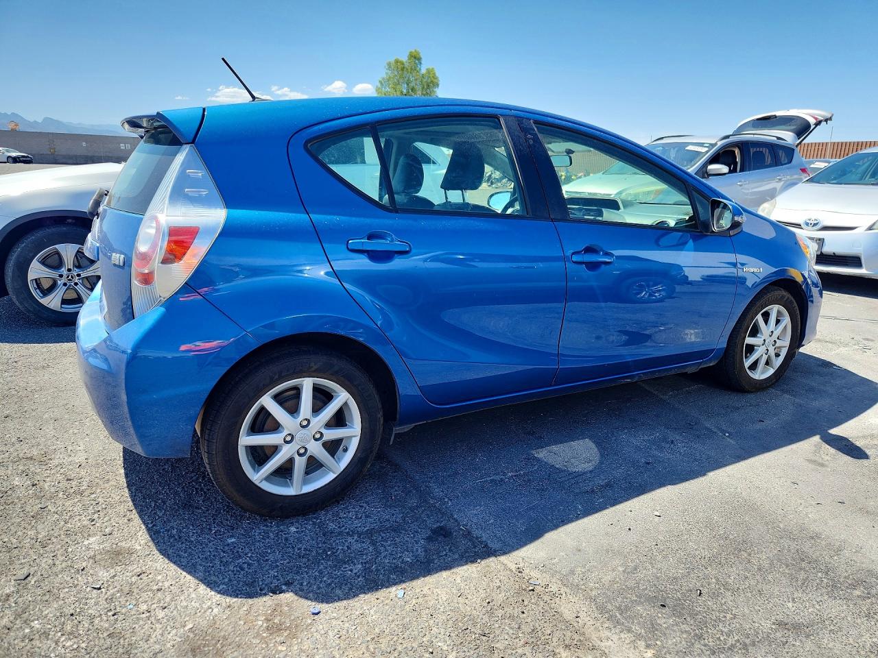 2014 Toyota Prius C Four Blue vin: JTDKDTB35E1066826