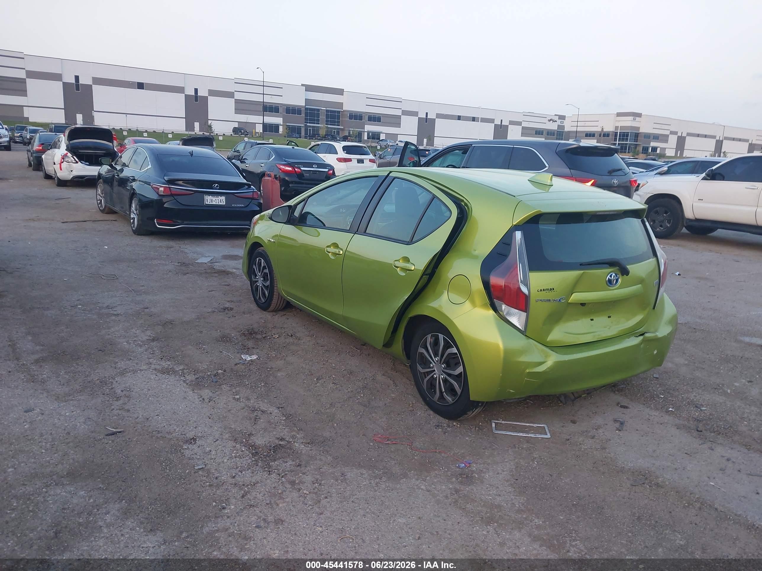 2015 Toyota Prius C One Зеленый vin: JTDKDTB35F1096913