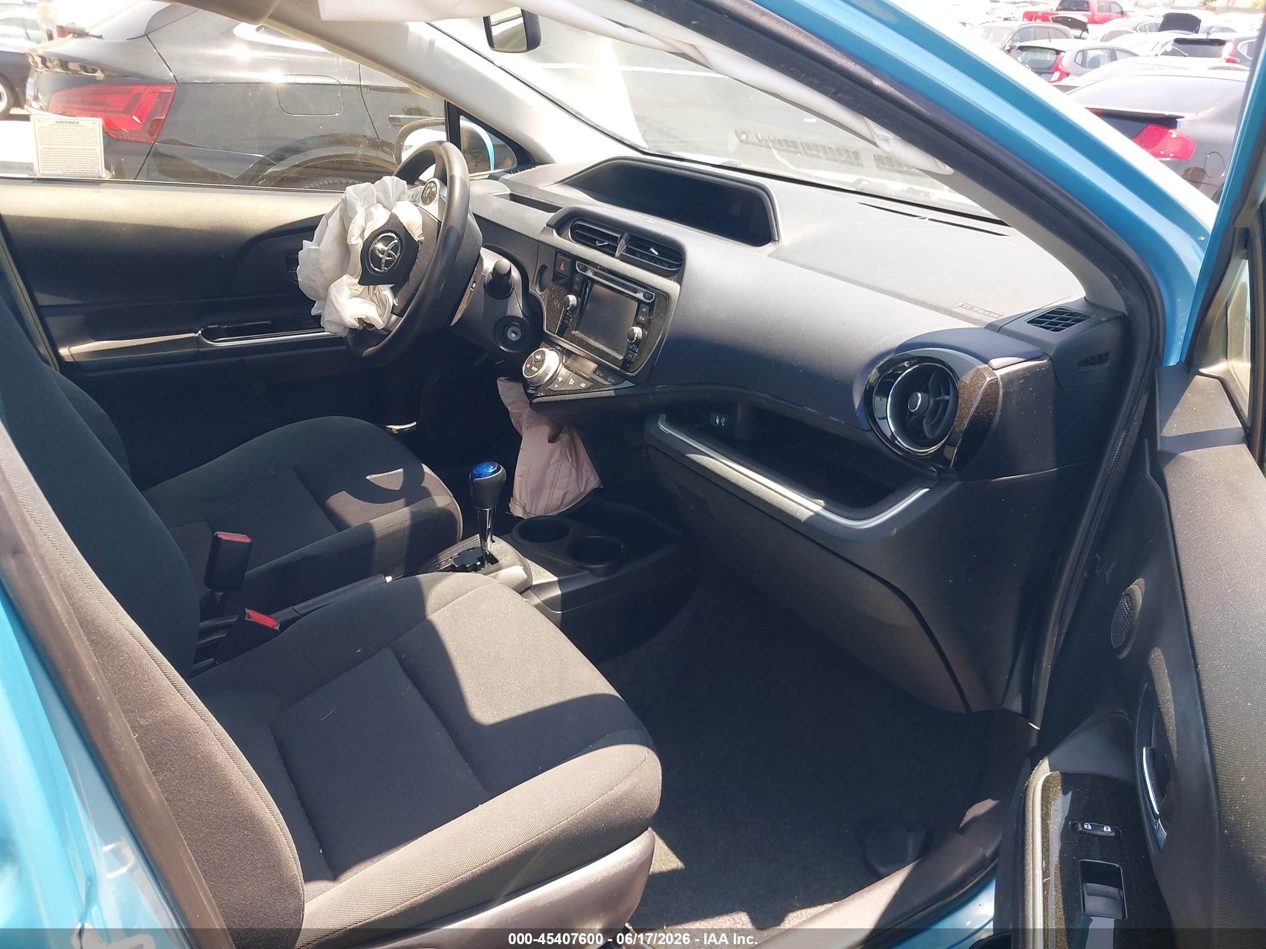 2015 Toyota Prius C Two Light Blue vin: JTDKDTB35F1108672