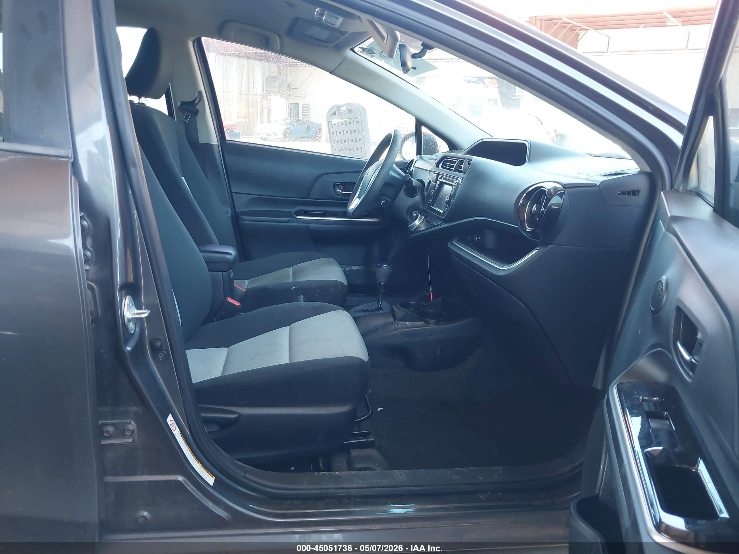 2015 Toyota Prius C Two Gray vin: JTDKDTB35F1580385